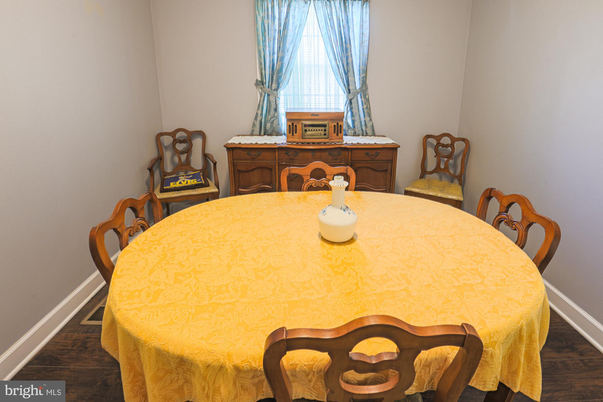 ROSEDALE FARMS - Residential