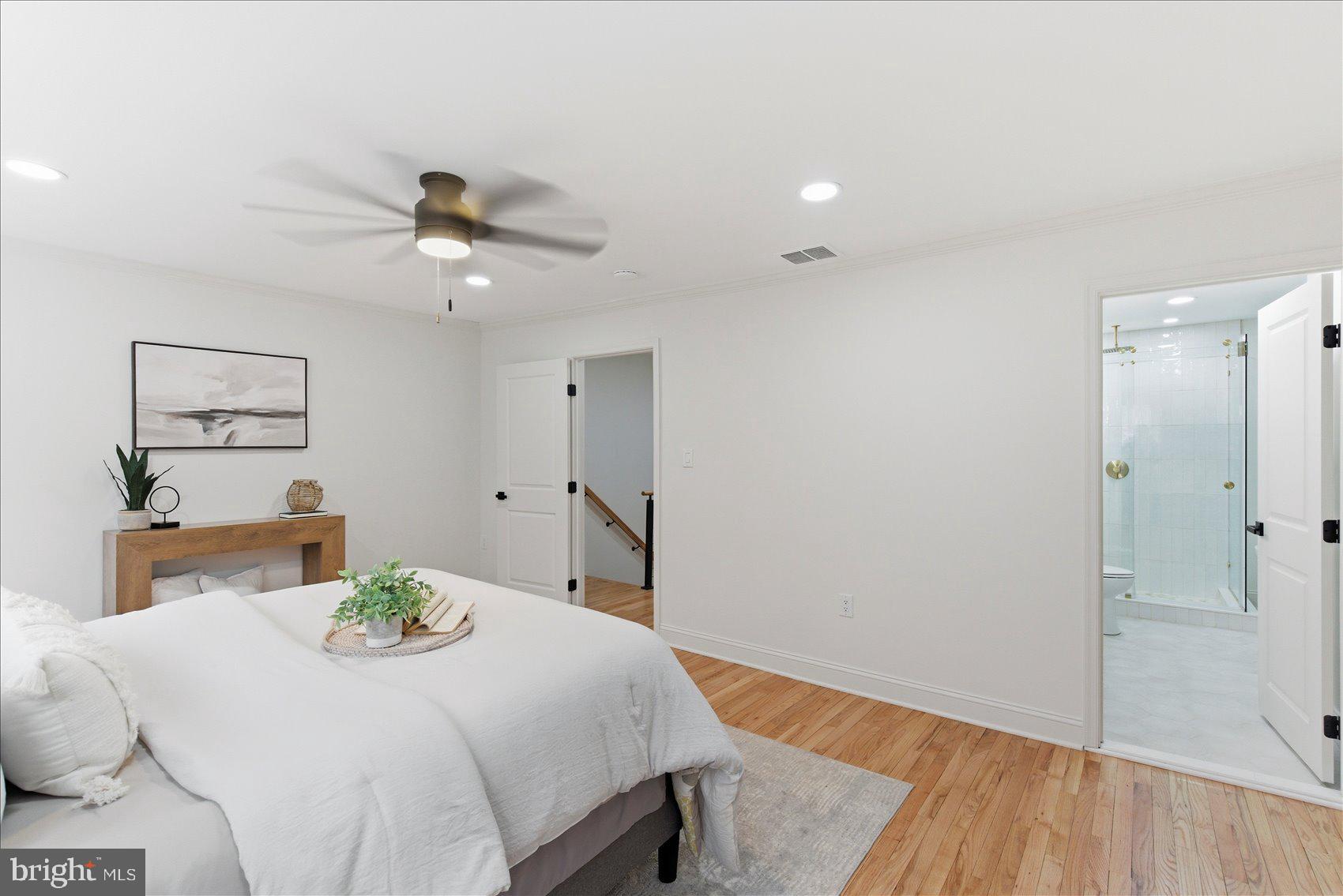 RUXTON CROSSING TOWNHSE - Residential