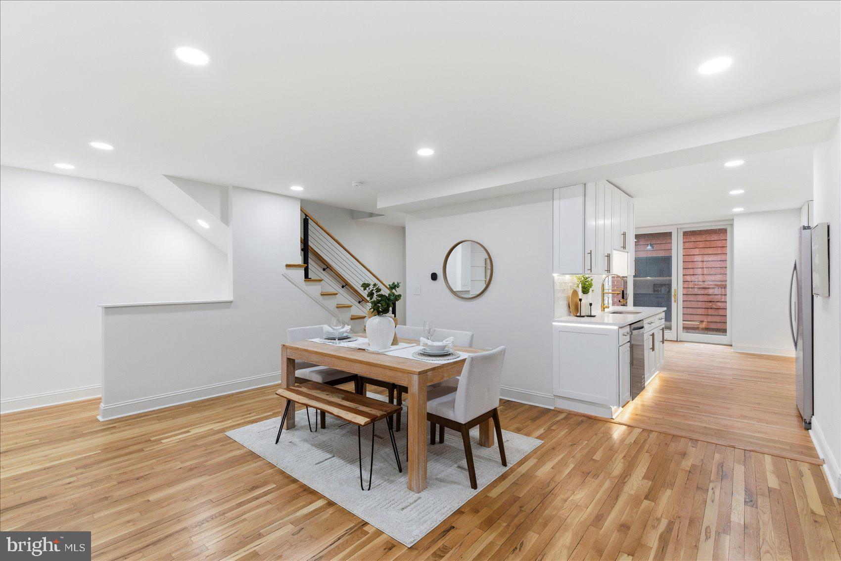 RUXTON CROSSING TOWNHSE - Residential