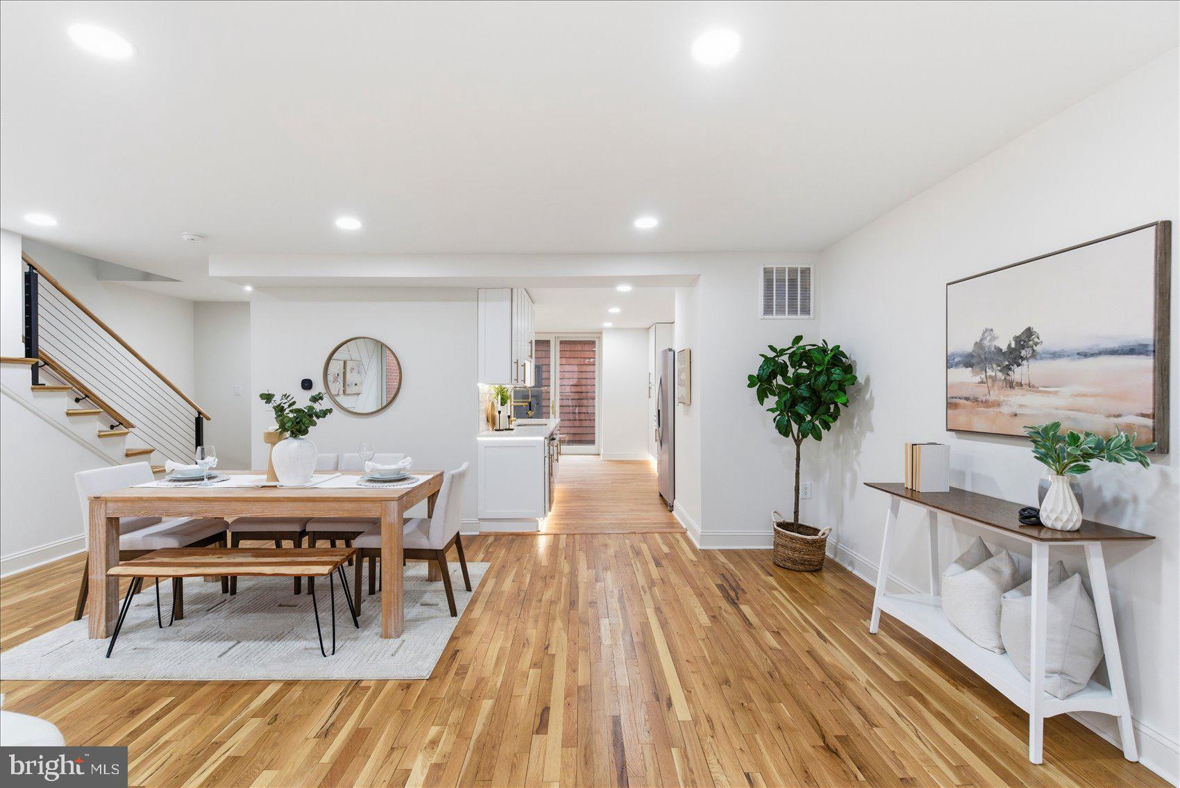 RUXTON CROSSING TOWNHSE - Residential