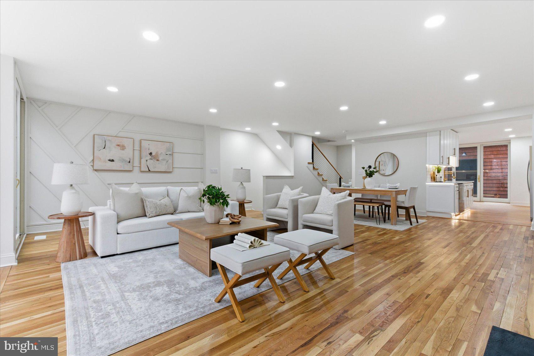 RUXTON CROSSING TOWNHSE - Residential