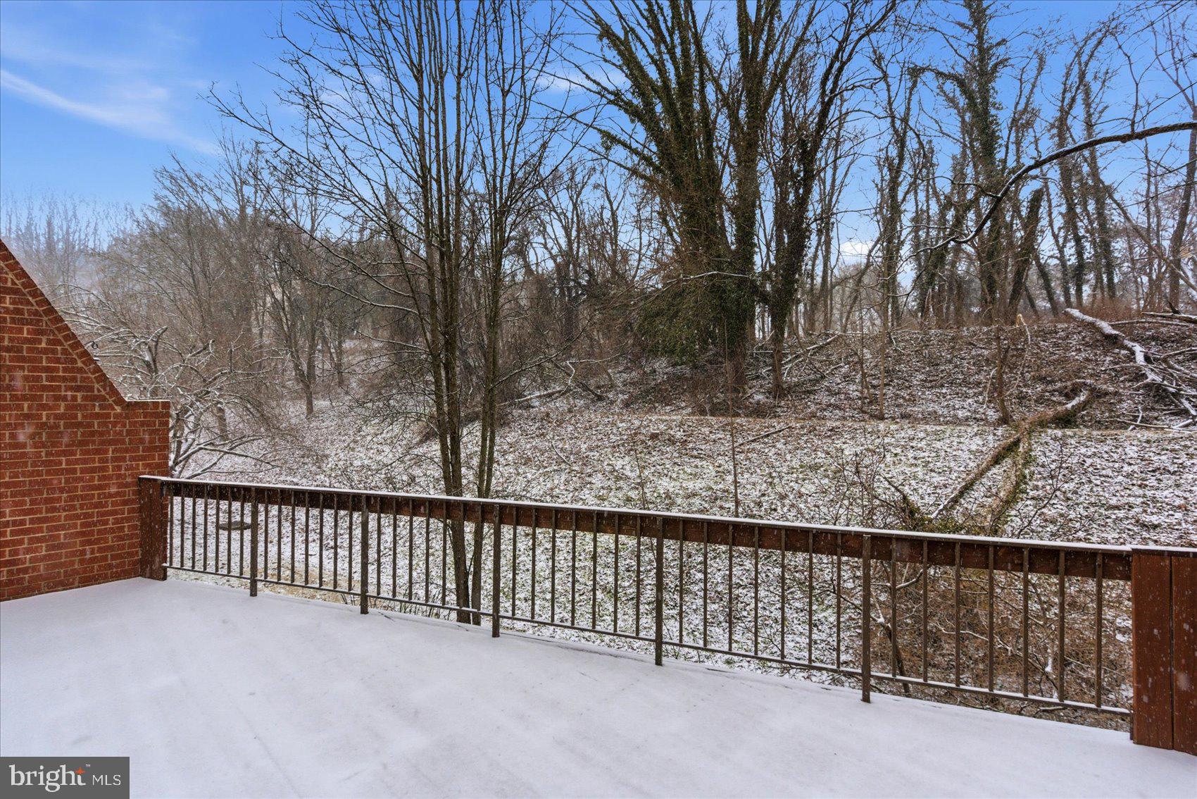 RUXTON CROSSING TOWNHSE - Residential