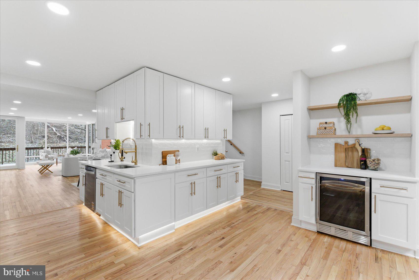 RUXTON CROSSING TOWNHSE - Residential