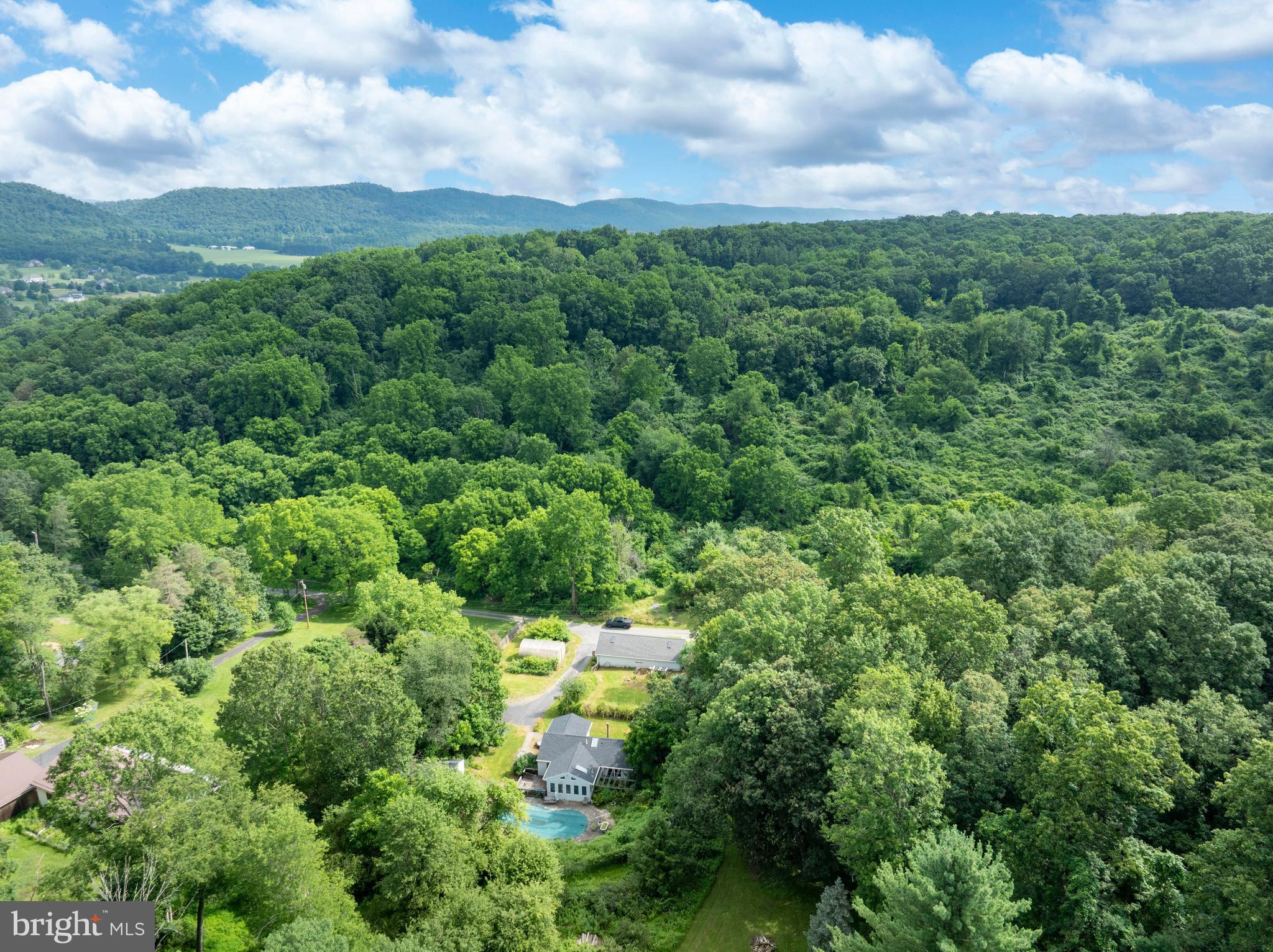 303 LOWER JULIAN PIKE