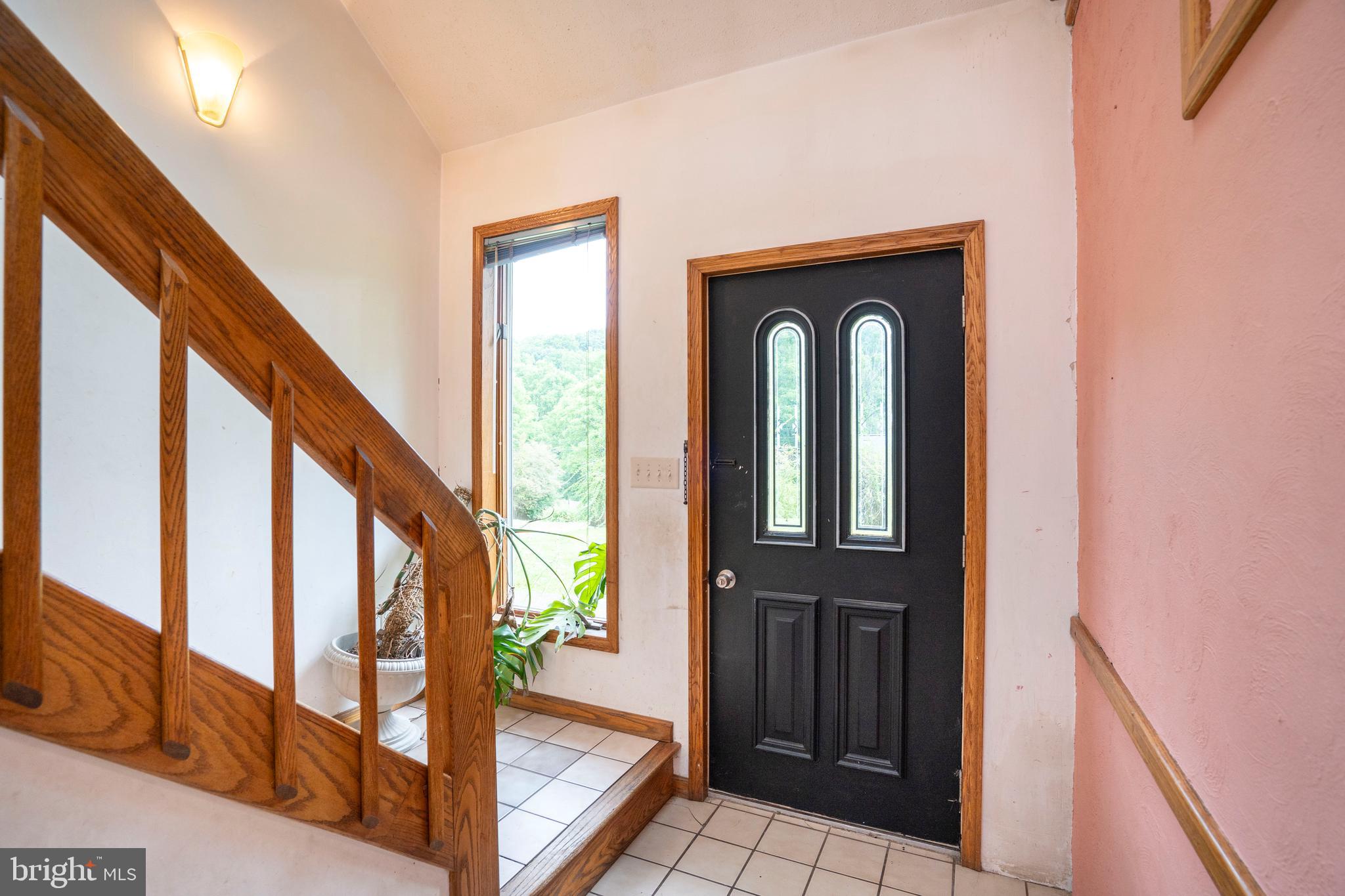 303 LOWER JULIAN PIKE