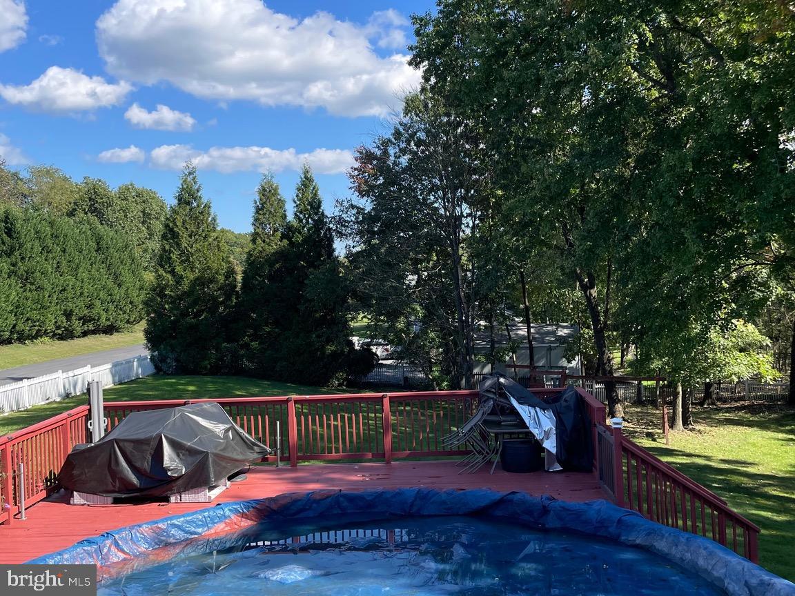 FOREST HEIGHTS - Residential