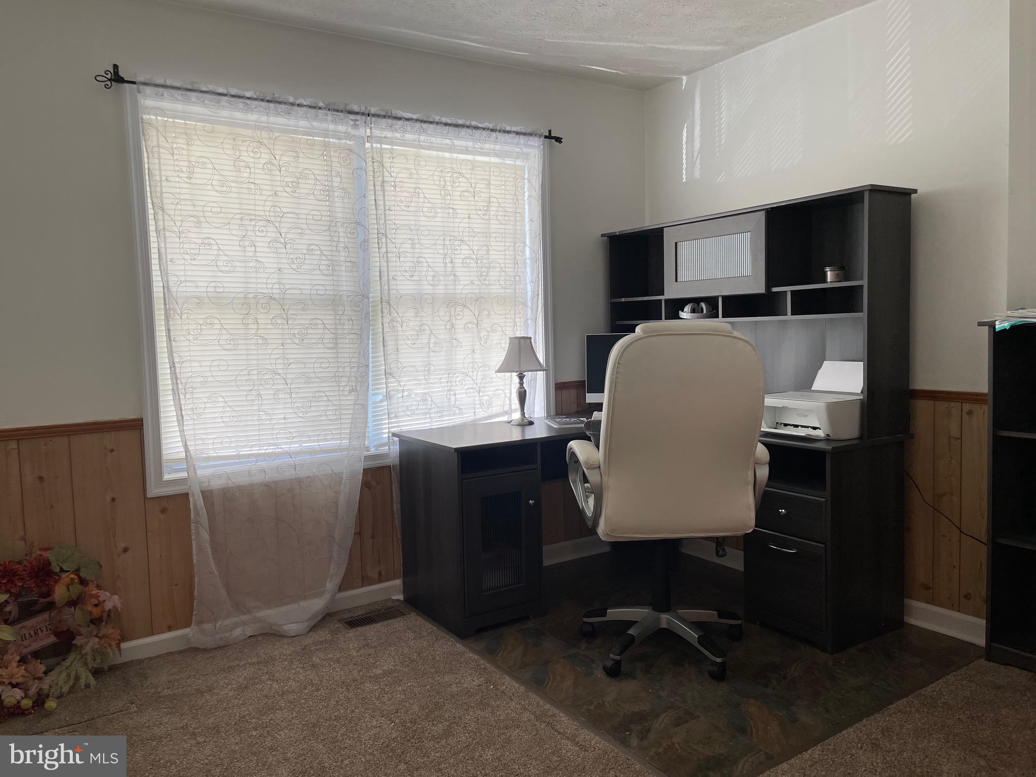 FOREST HEIGHTS - Residential