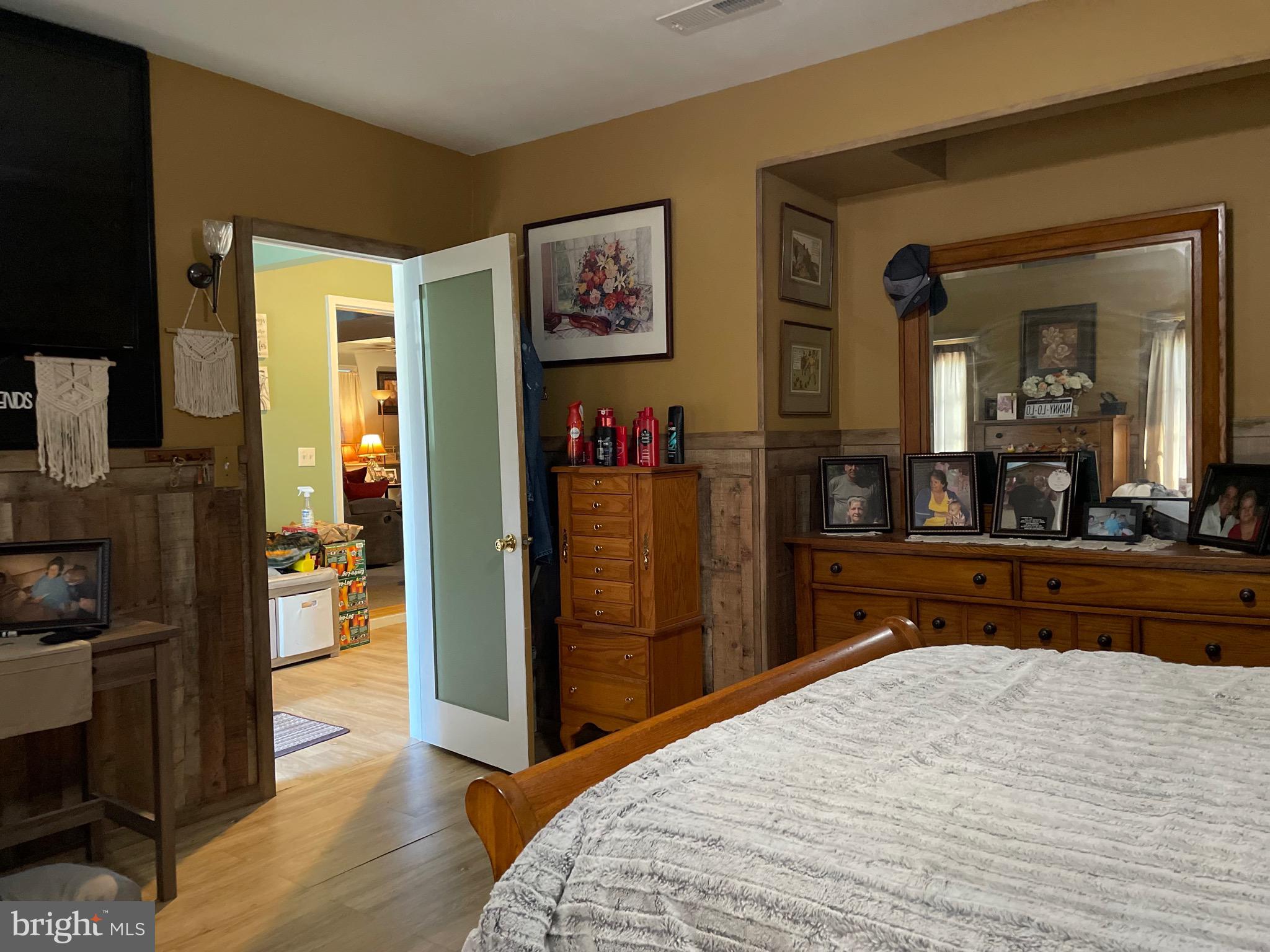 FOREST HEIGHTS - Residential