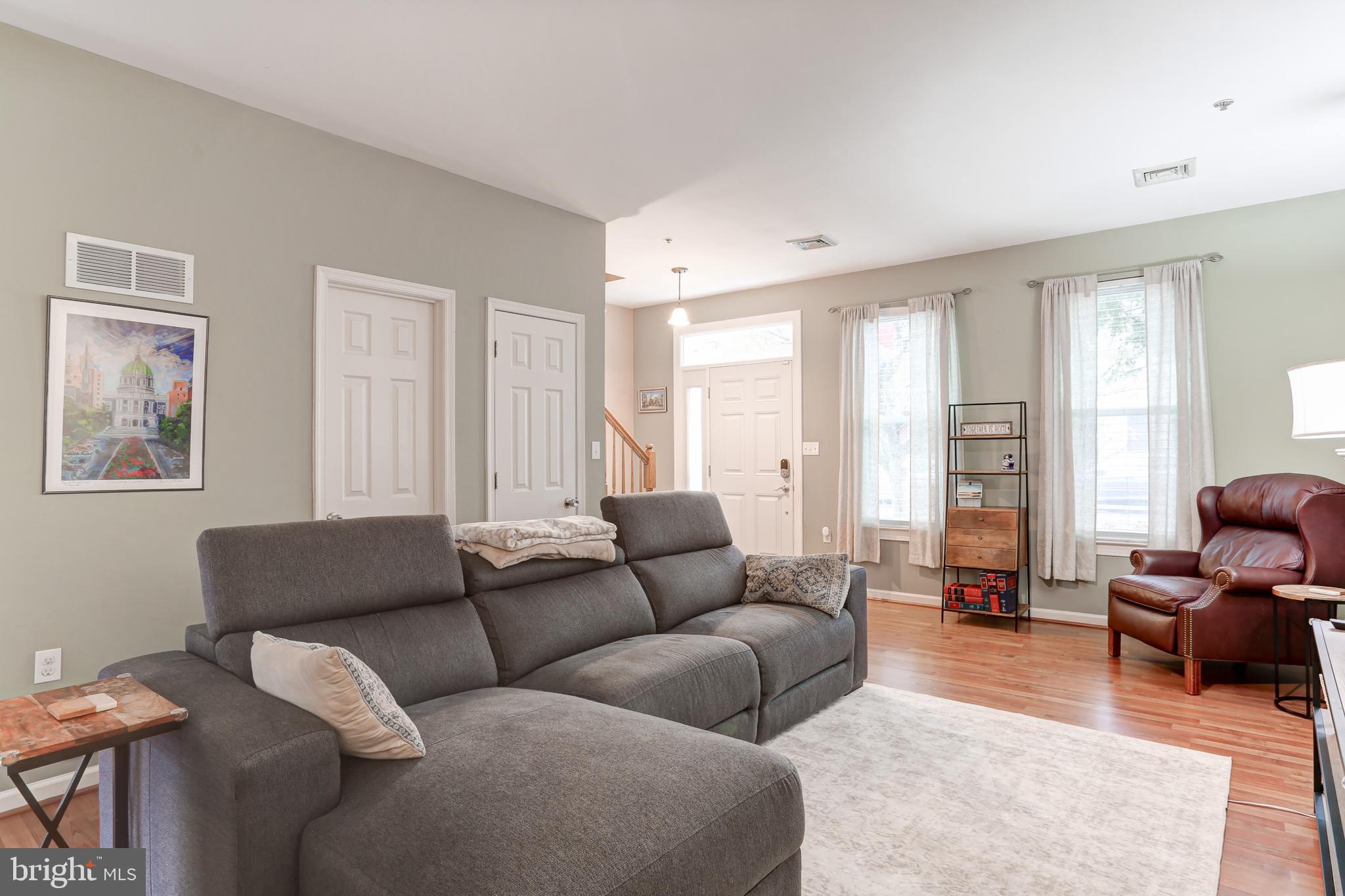 CAPITAL HEIGHTS - Residential