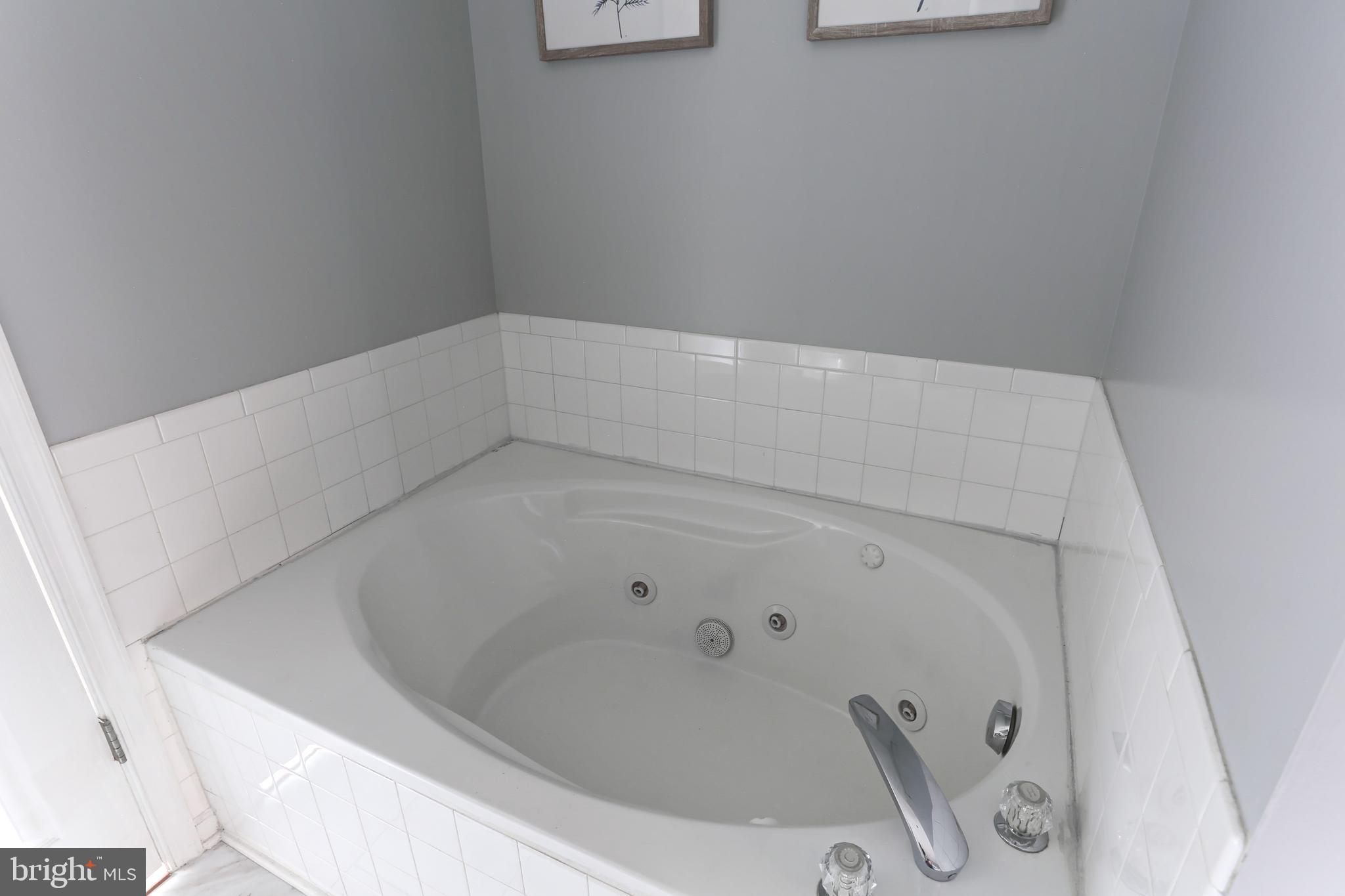 CAPITAL HEIGHTS - Residential