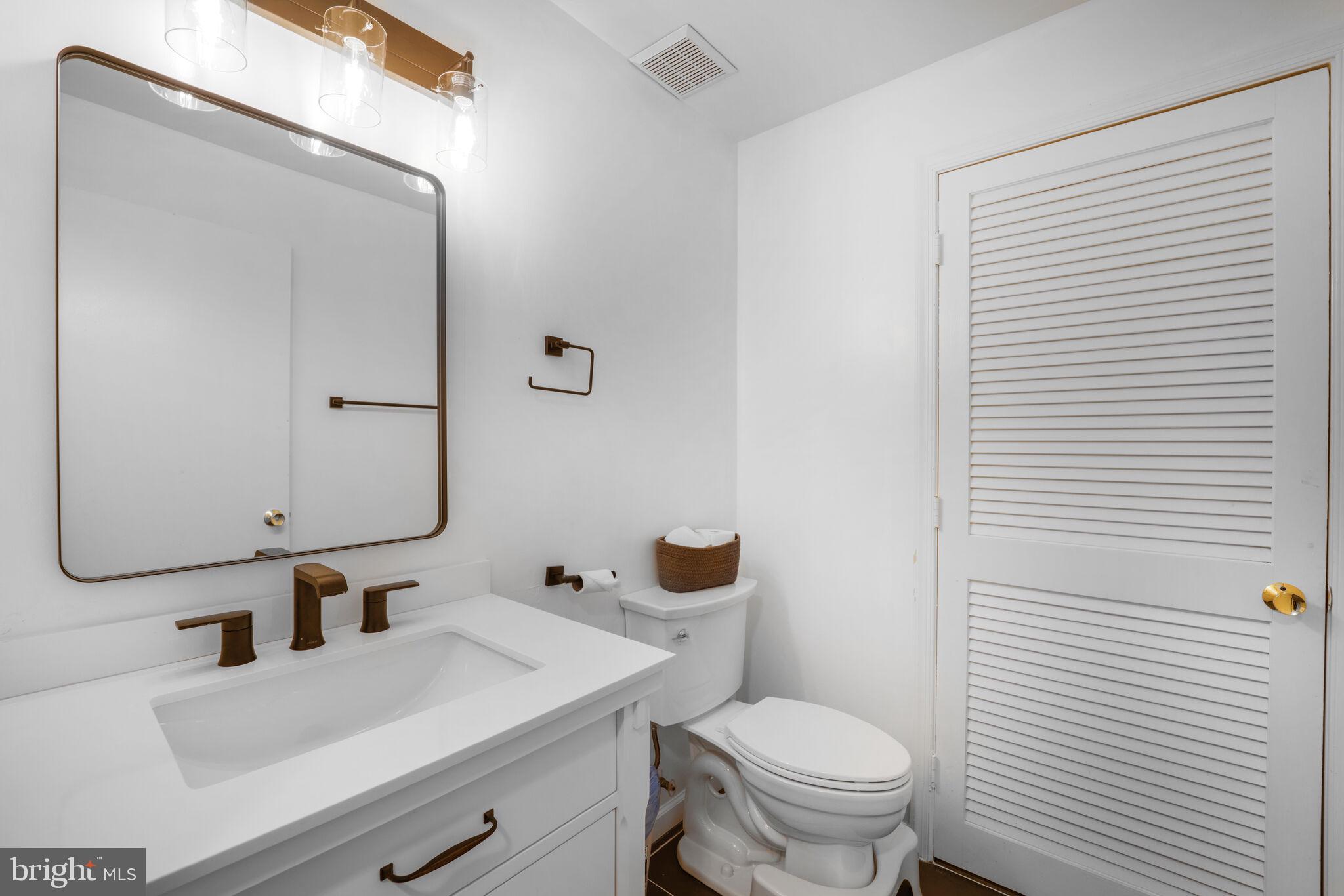 WOOD CREST - Residential