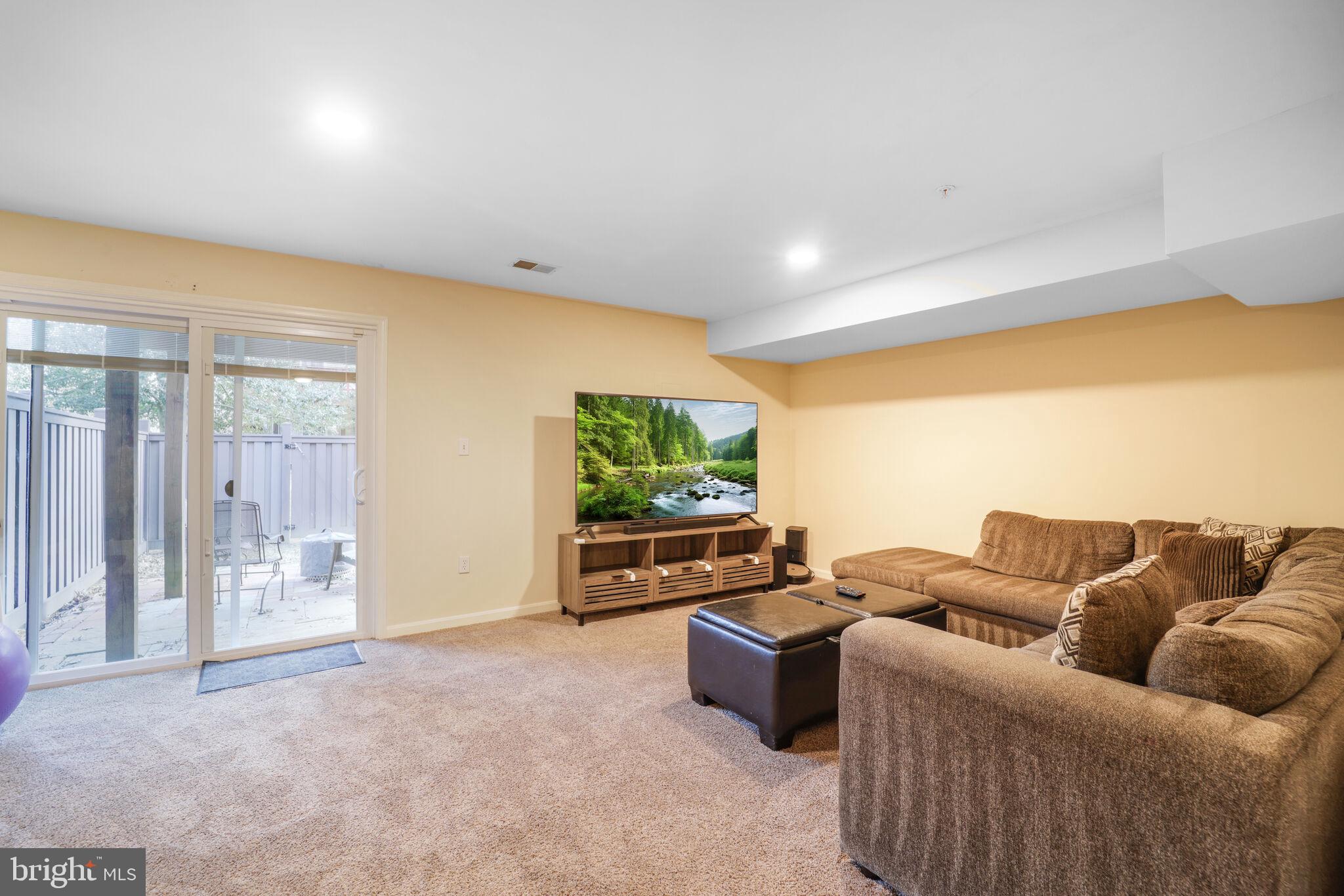 WOOD CREST - Residential