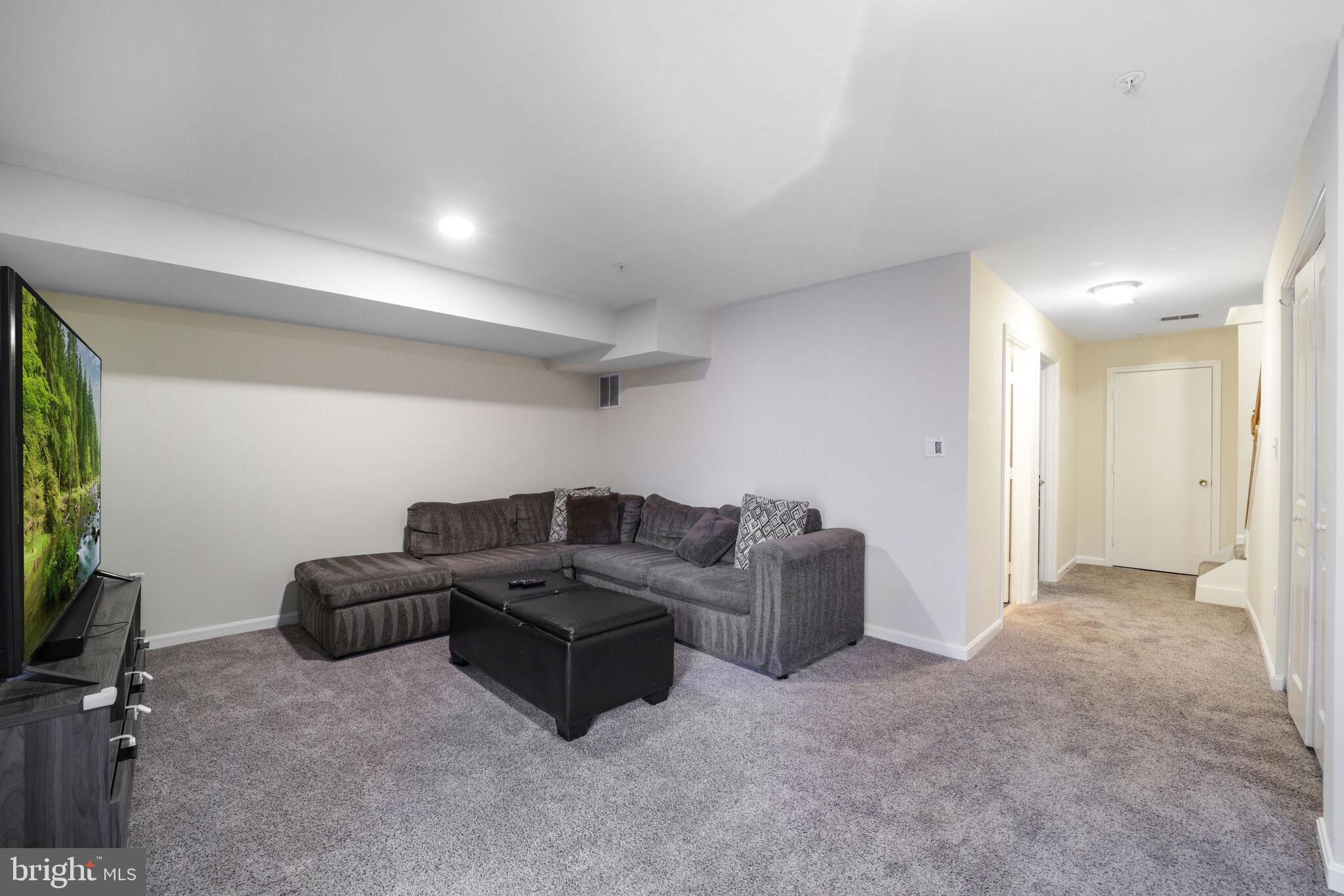 WOOD CREST - Residential