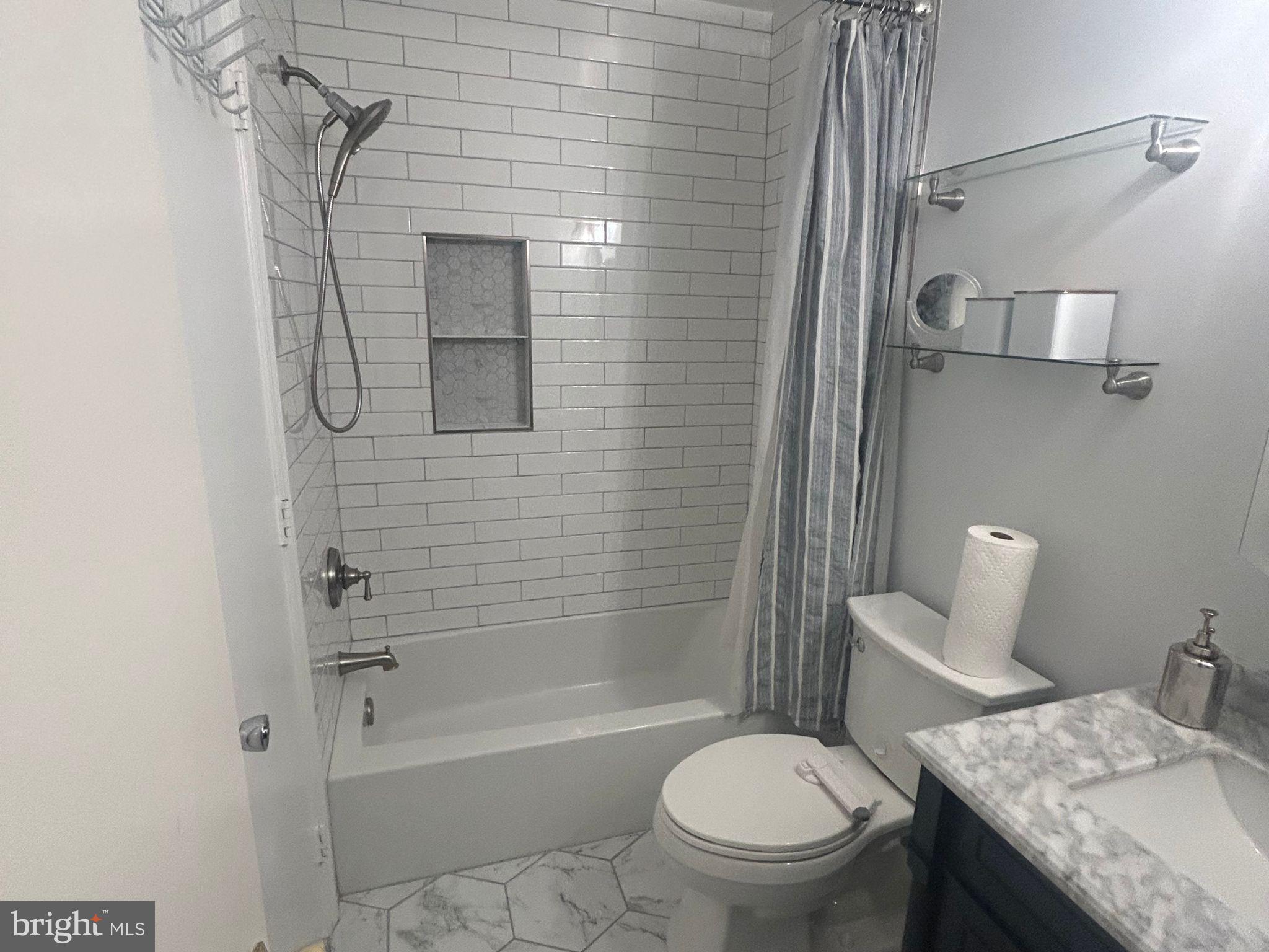 WOOD CREST - Residential