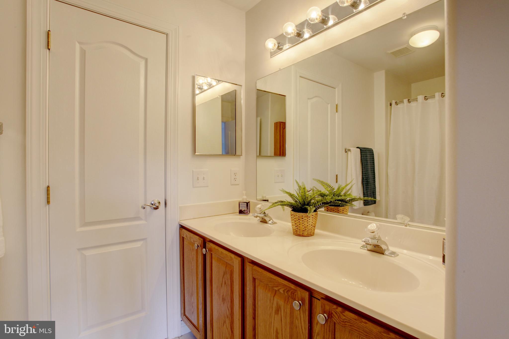 MOIDONE ACRES - Residential