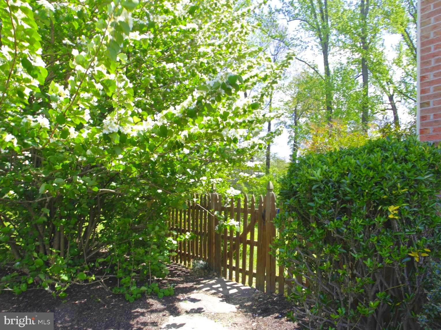 MOIDONE ACRES - Residential