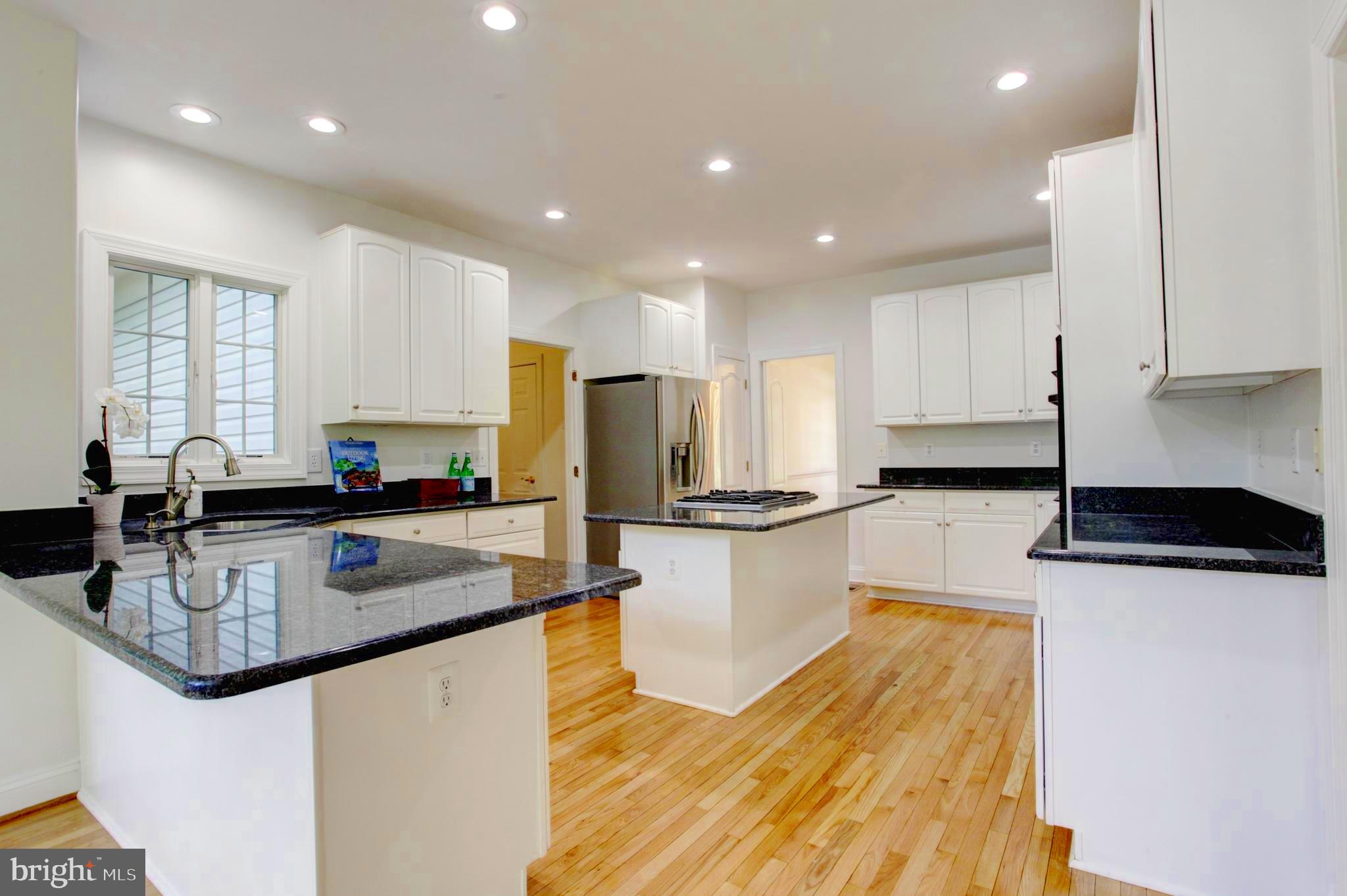 MOIDONE ACRES - Residential