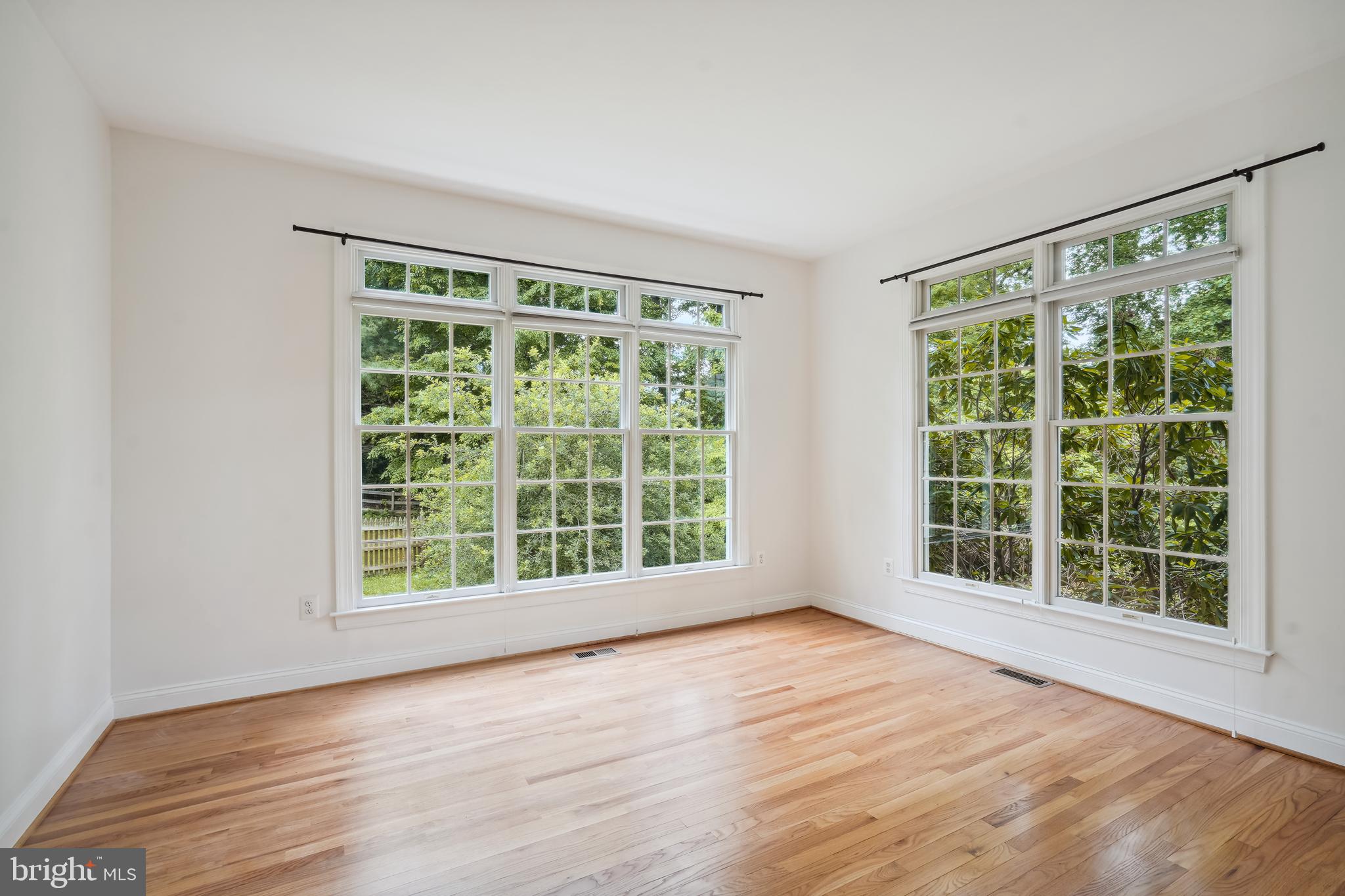 MOIDONE ACRES - Residential