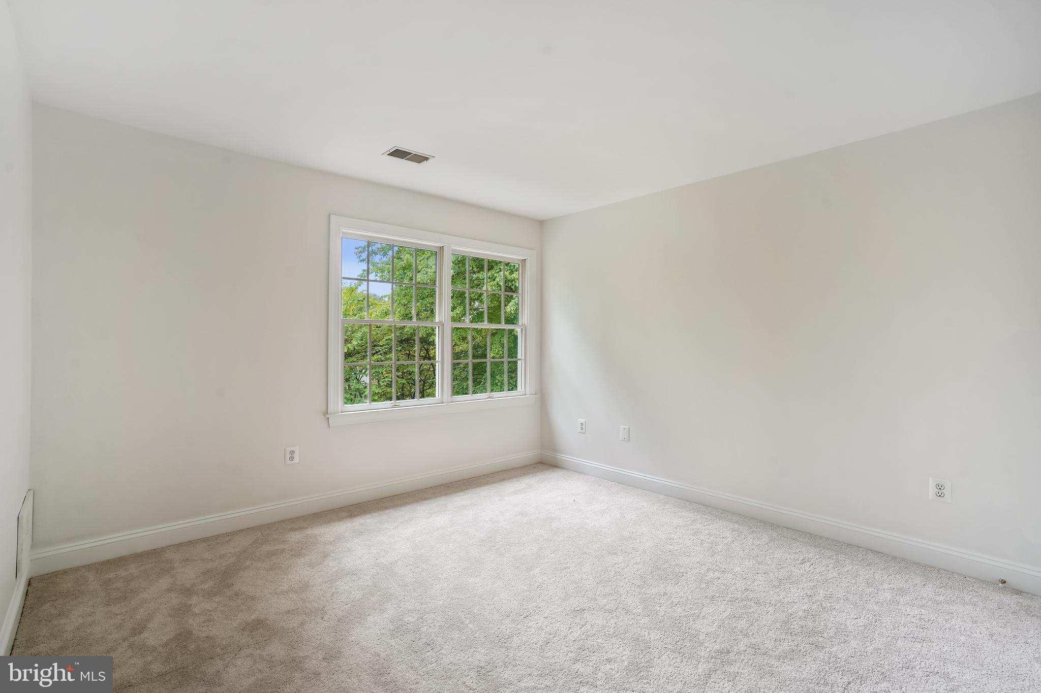 MOIDONE ACRES - Residential