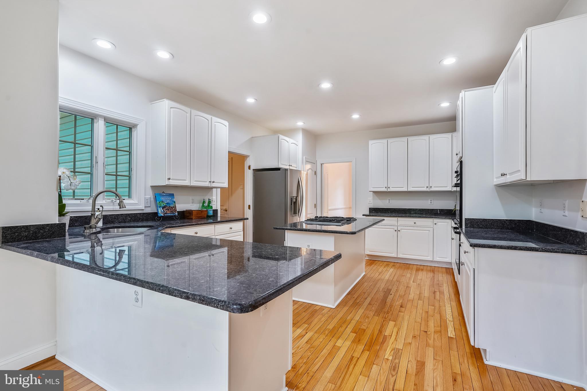 MOIDONE ACRES - Residential