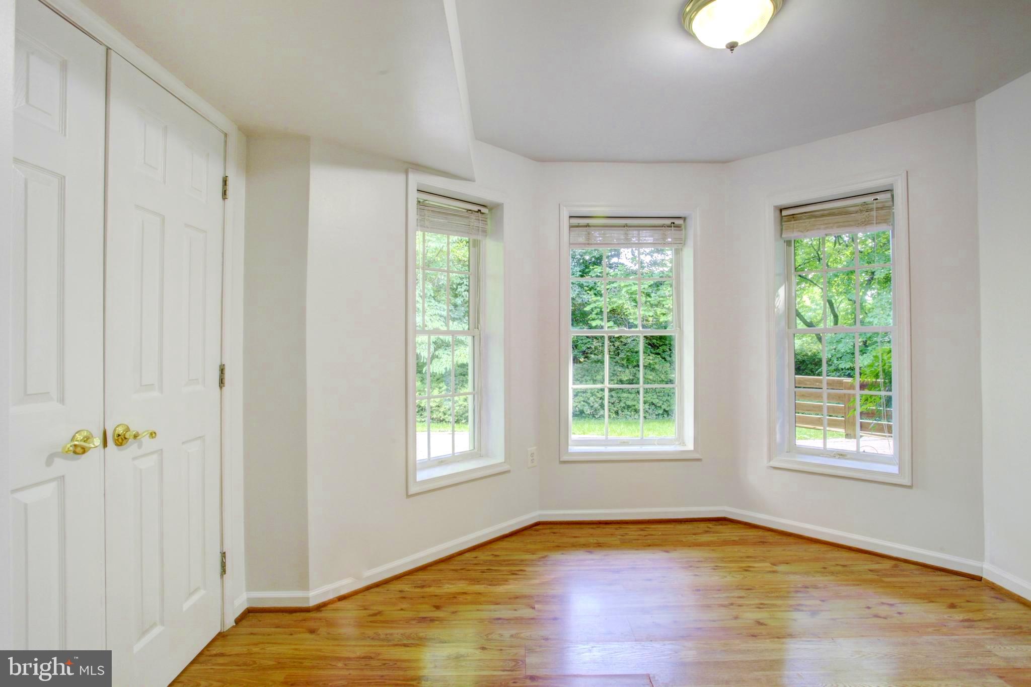 MOIDONE ACRES - Residential