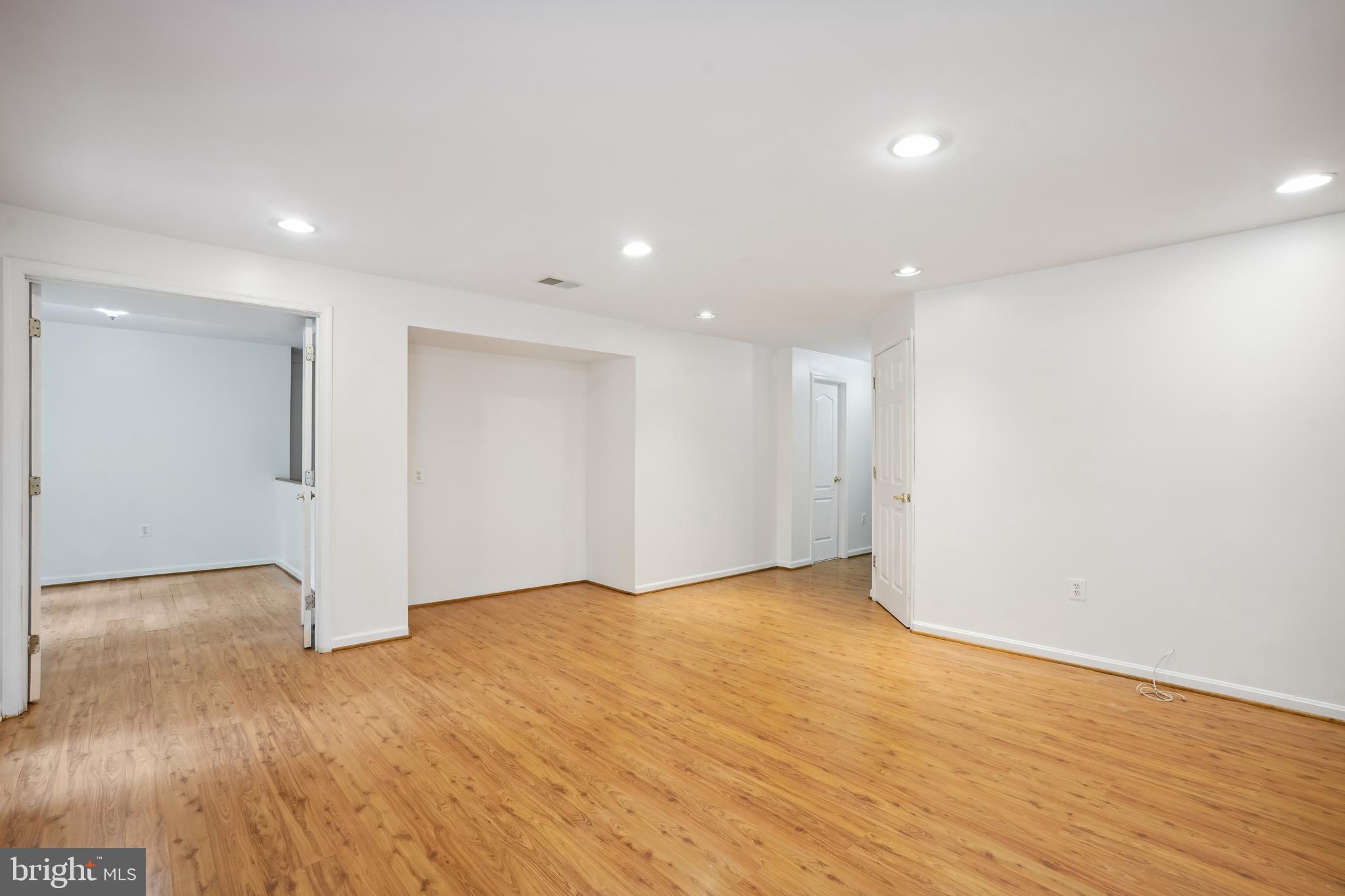 MOIDONE ACRES - Residential