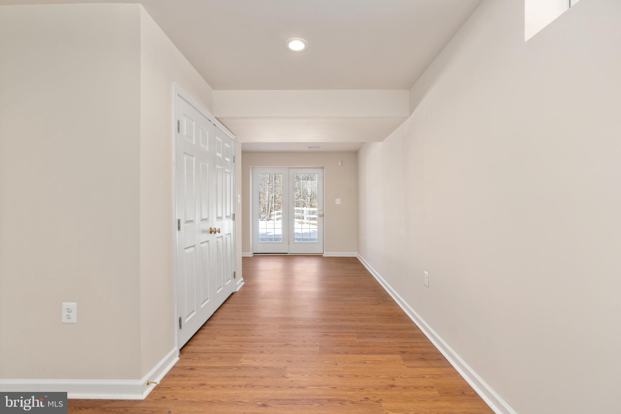 LEELAND STATION - Residential Lease