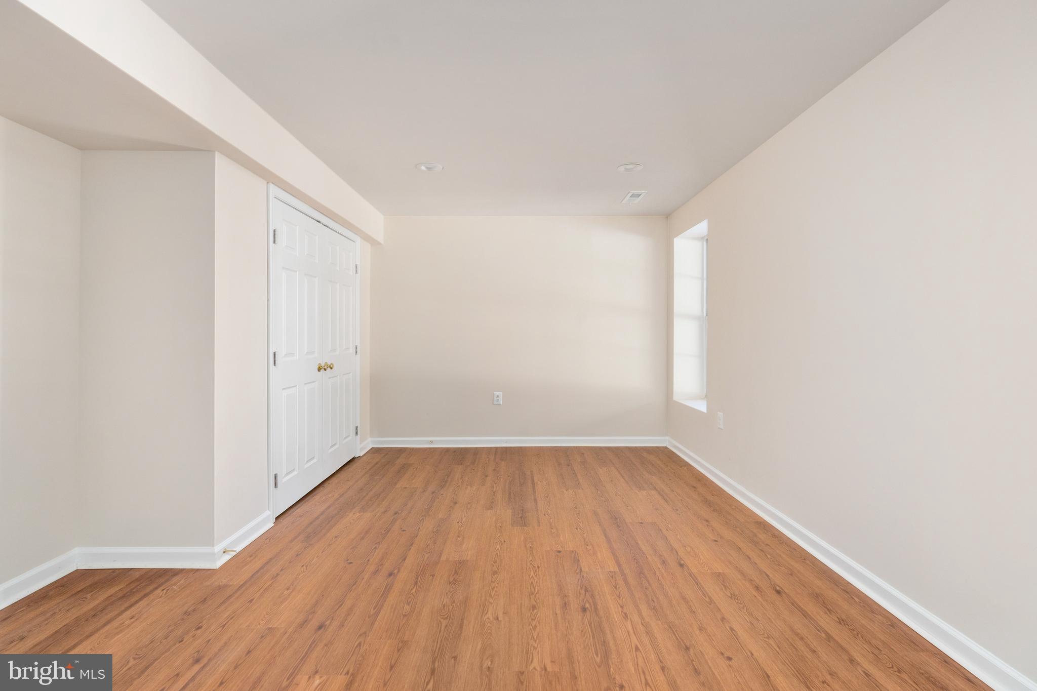 LEELAND STATION - Residential Lease