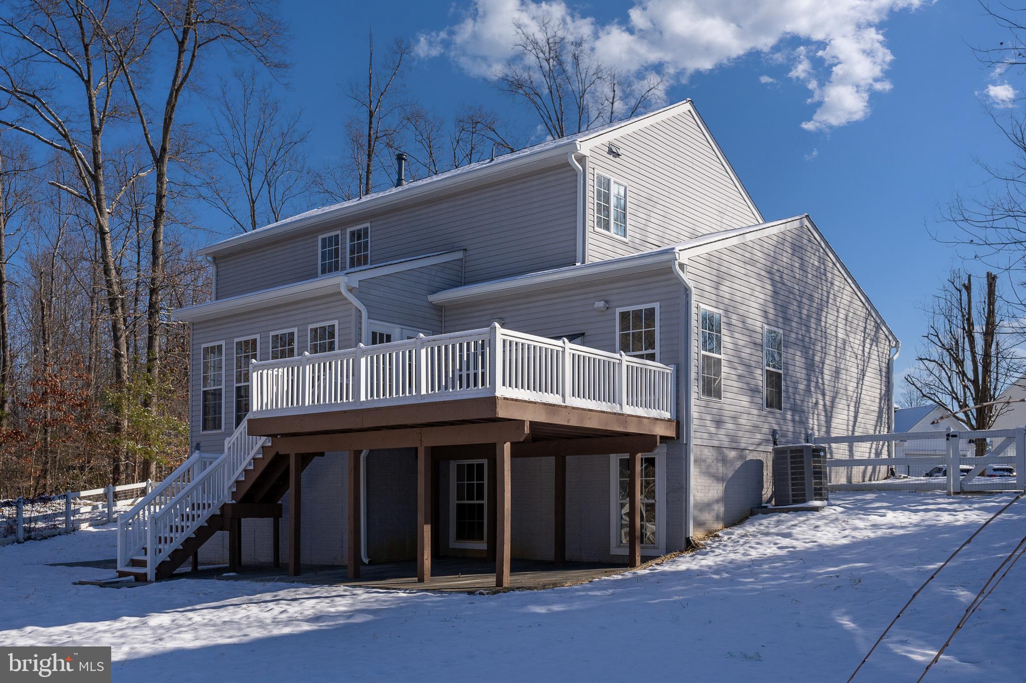 LEELAND STATION - Residential Lease