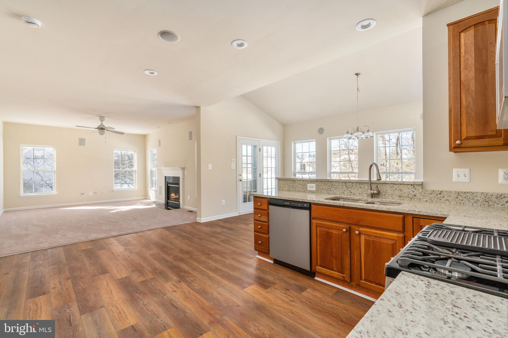 LEELAND STATION - Residential Lease