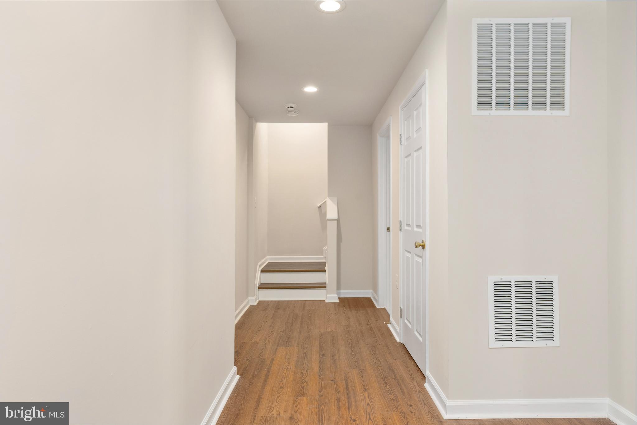 LEELAND STATION - Residential Lease