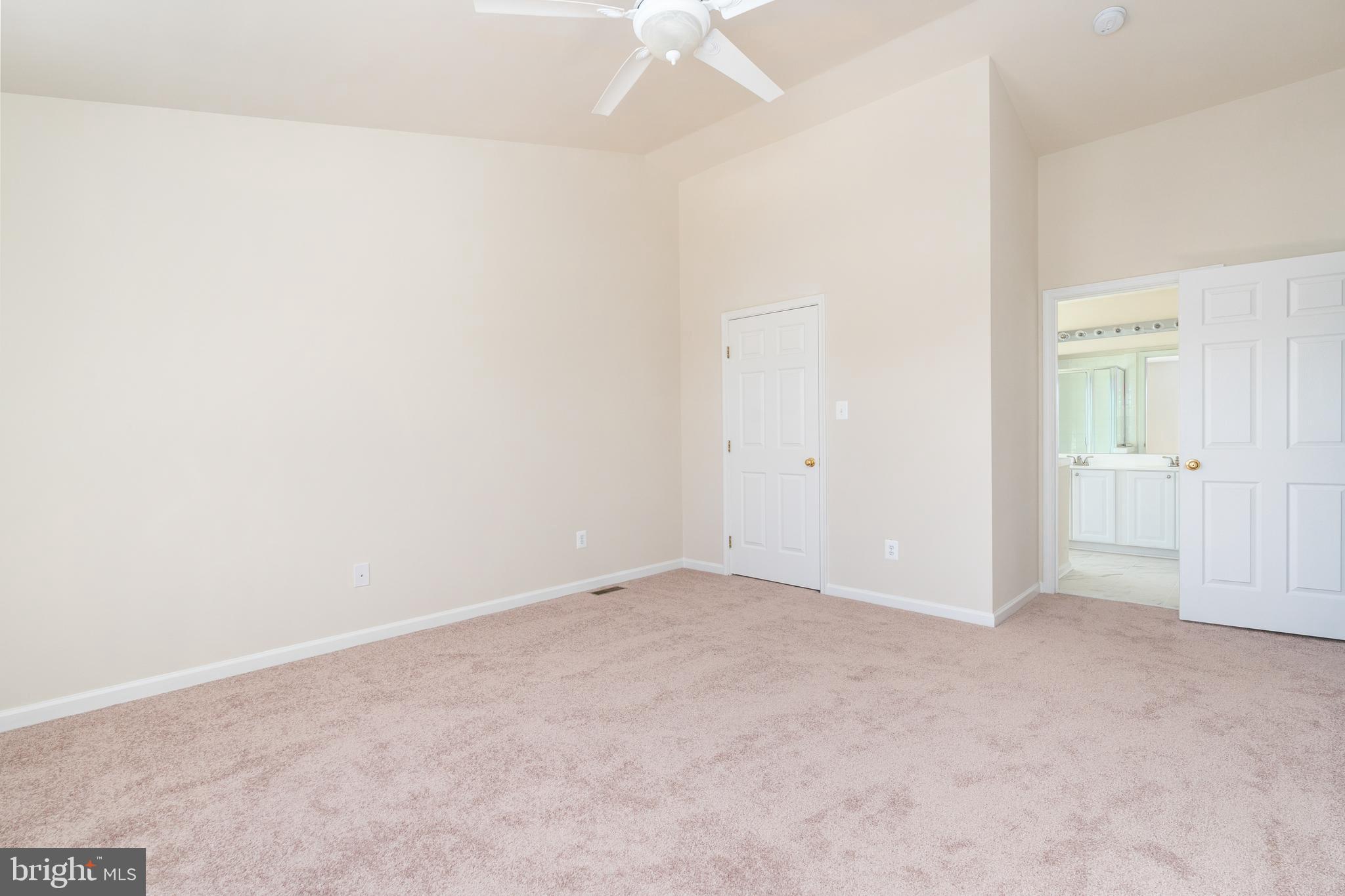 LEELAND STATION - Residential Lease