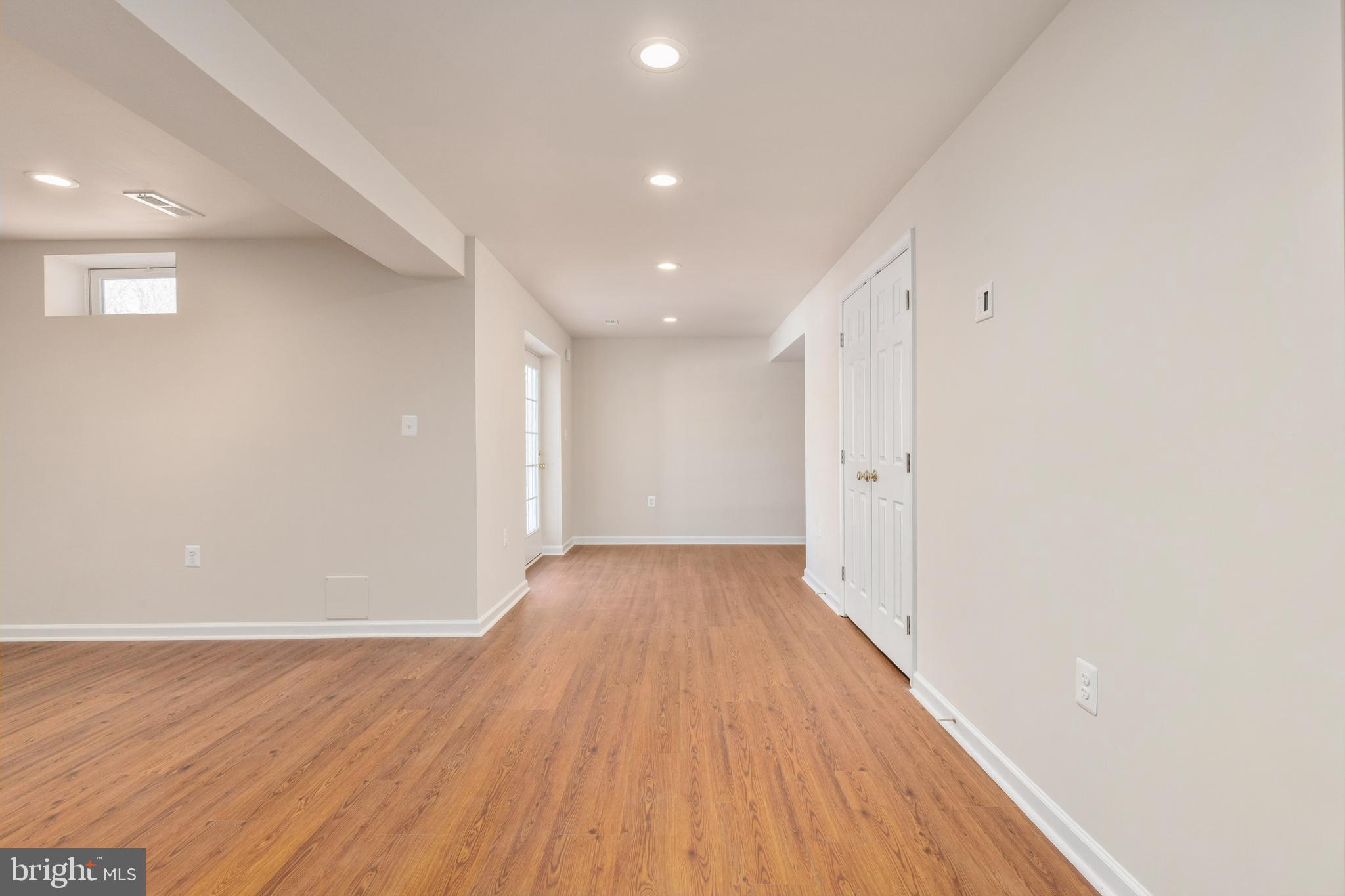 LEELAND STATION - Residential Lease