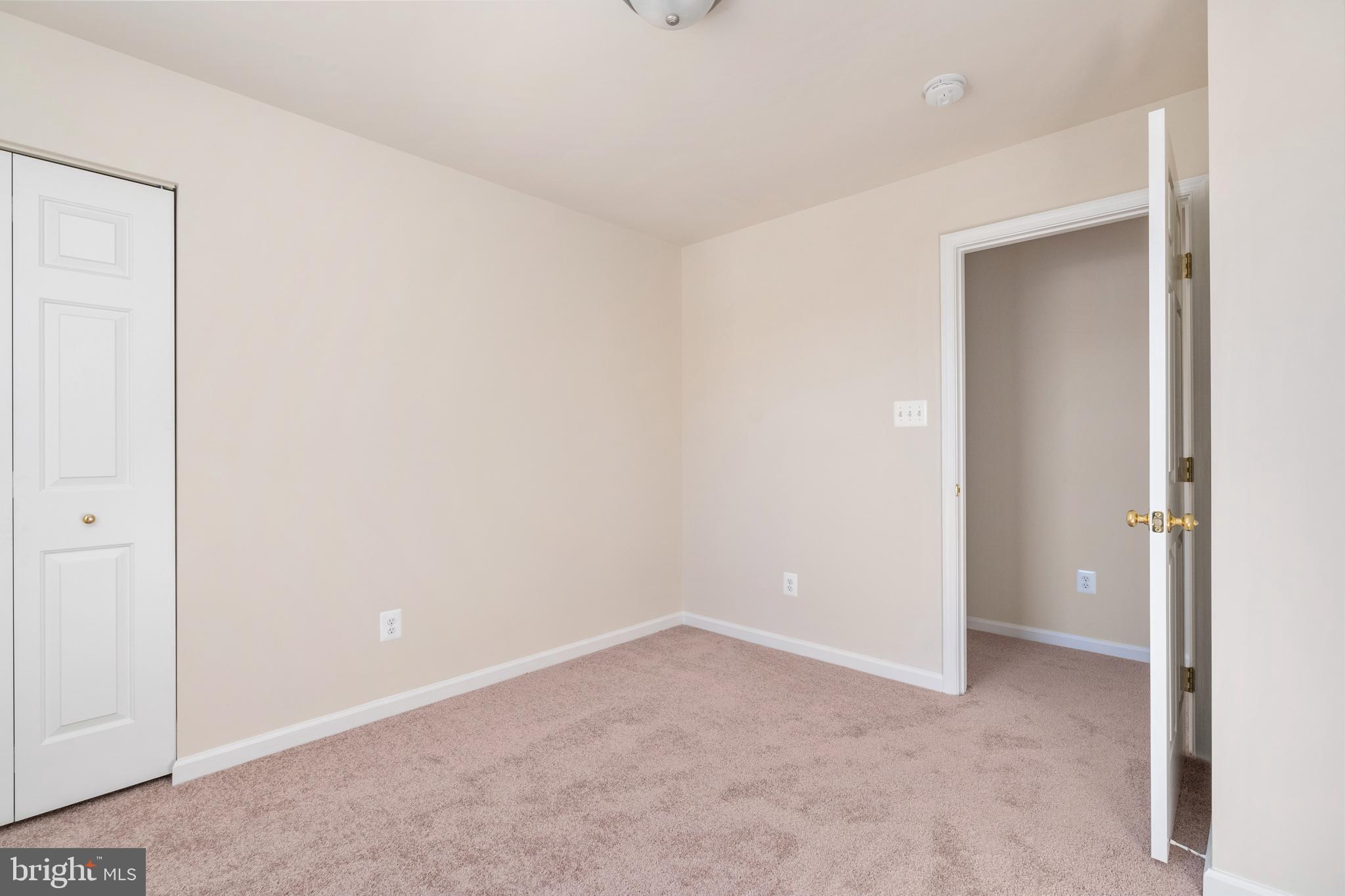 LEELAND STATION - Residential Lease