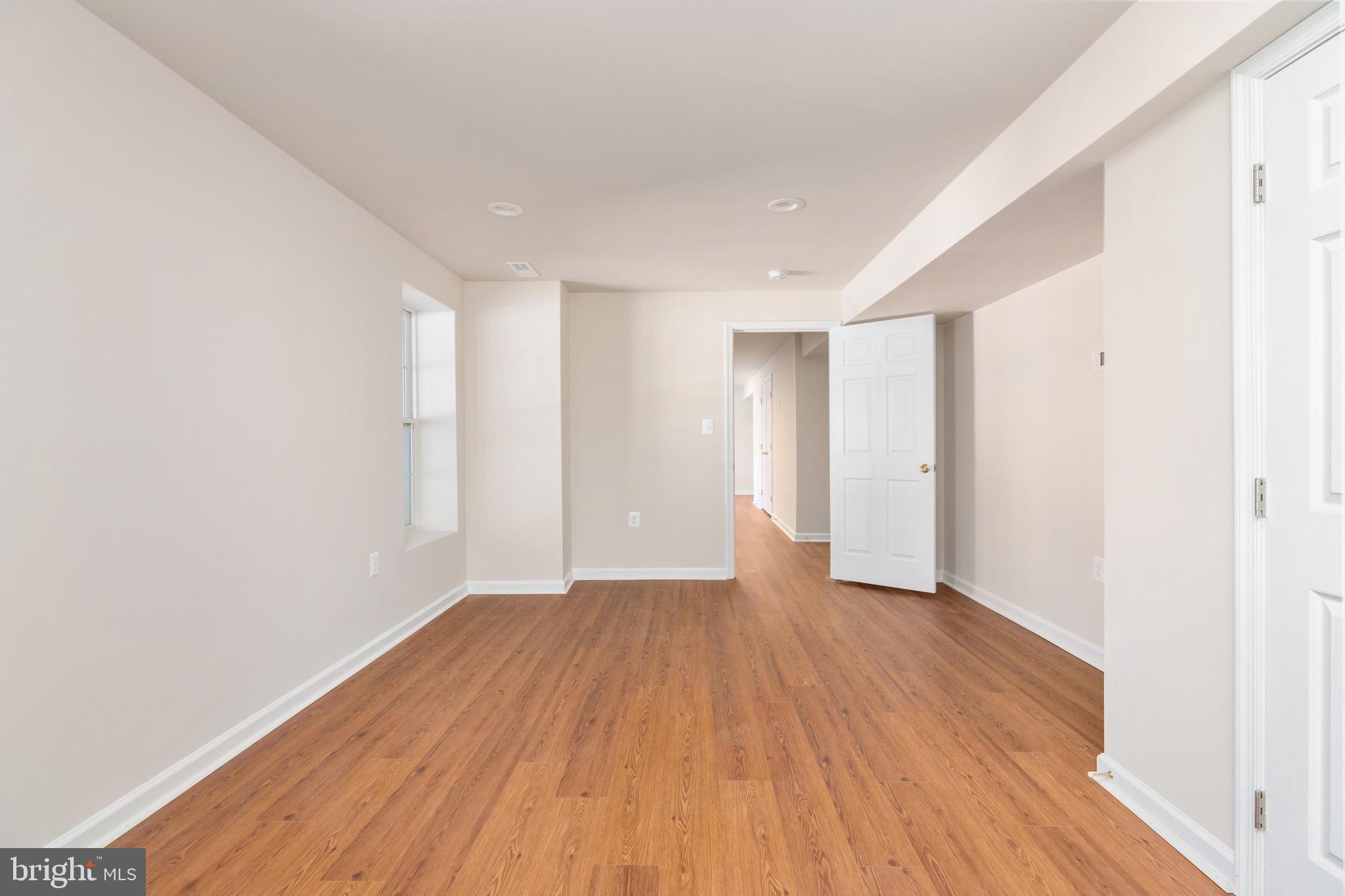 LEELAND STATION - Residential Lease