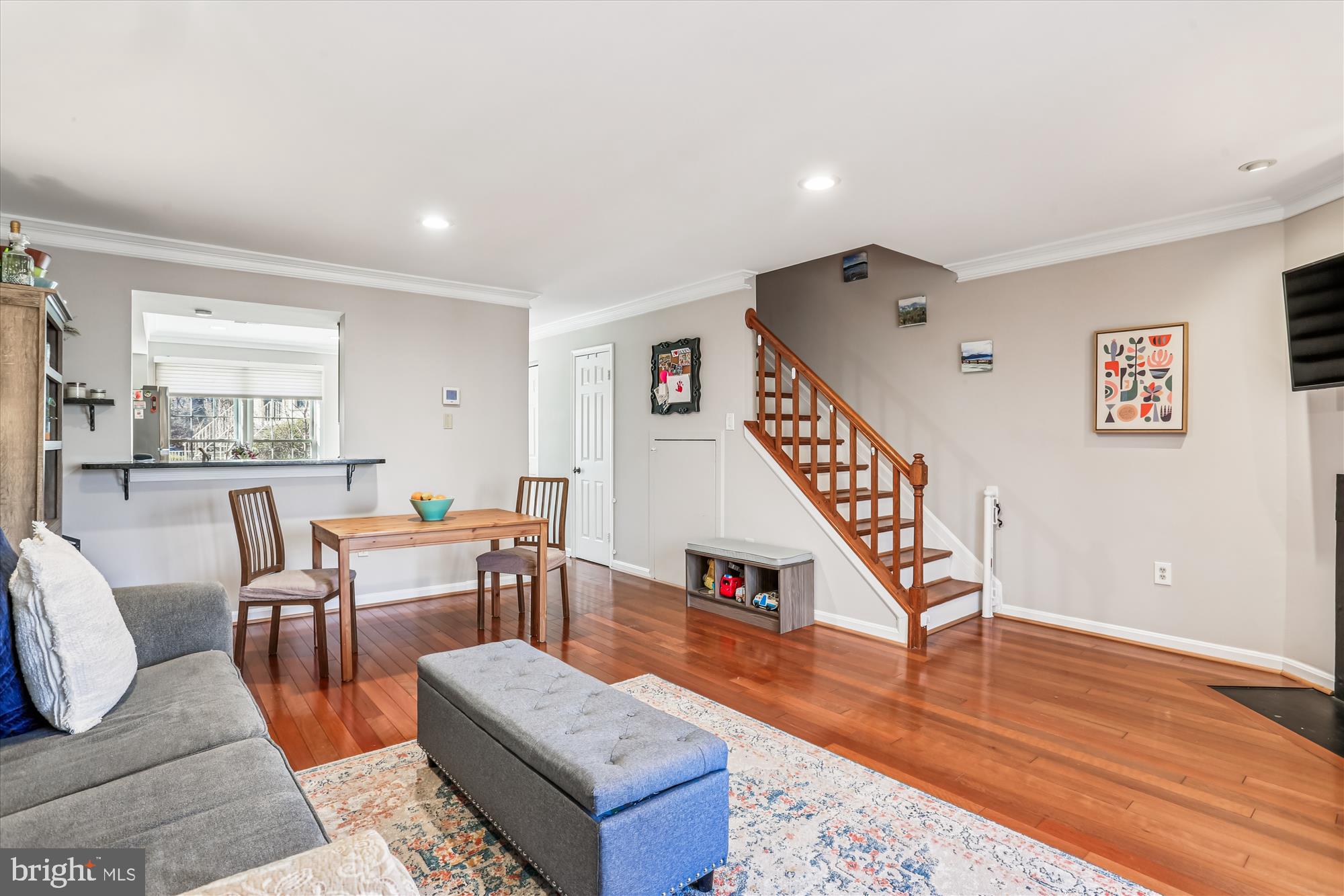 GROSVENOR PARK TOWNHOME CONDOMINIUMS - Residential