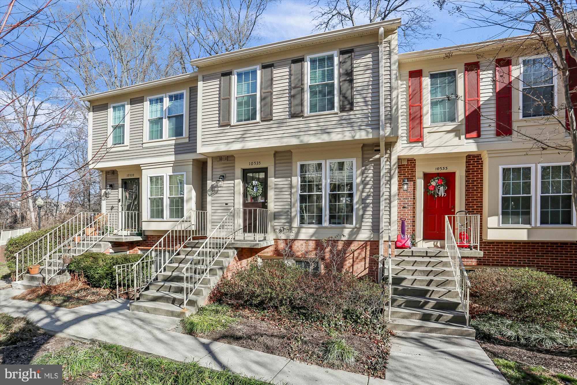 GROSVENOR PARK TOWNHOME CONDOMINIUMS - Residential