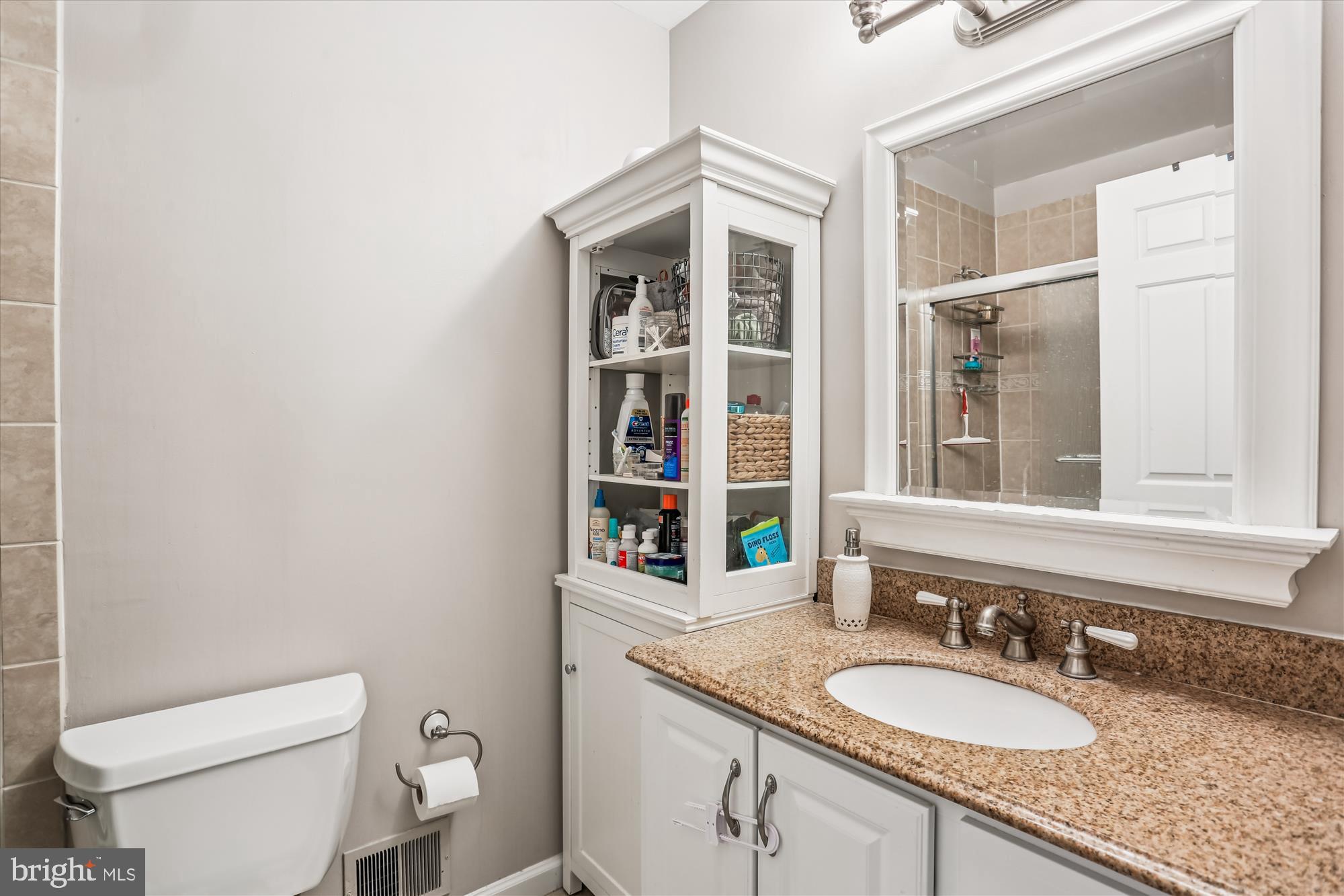 GROSVENOR PARK TOWNHOME CONDOMINIUMS - Residential