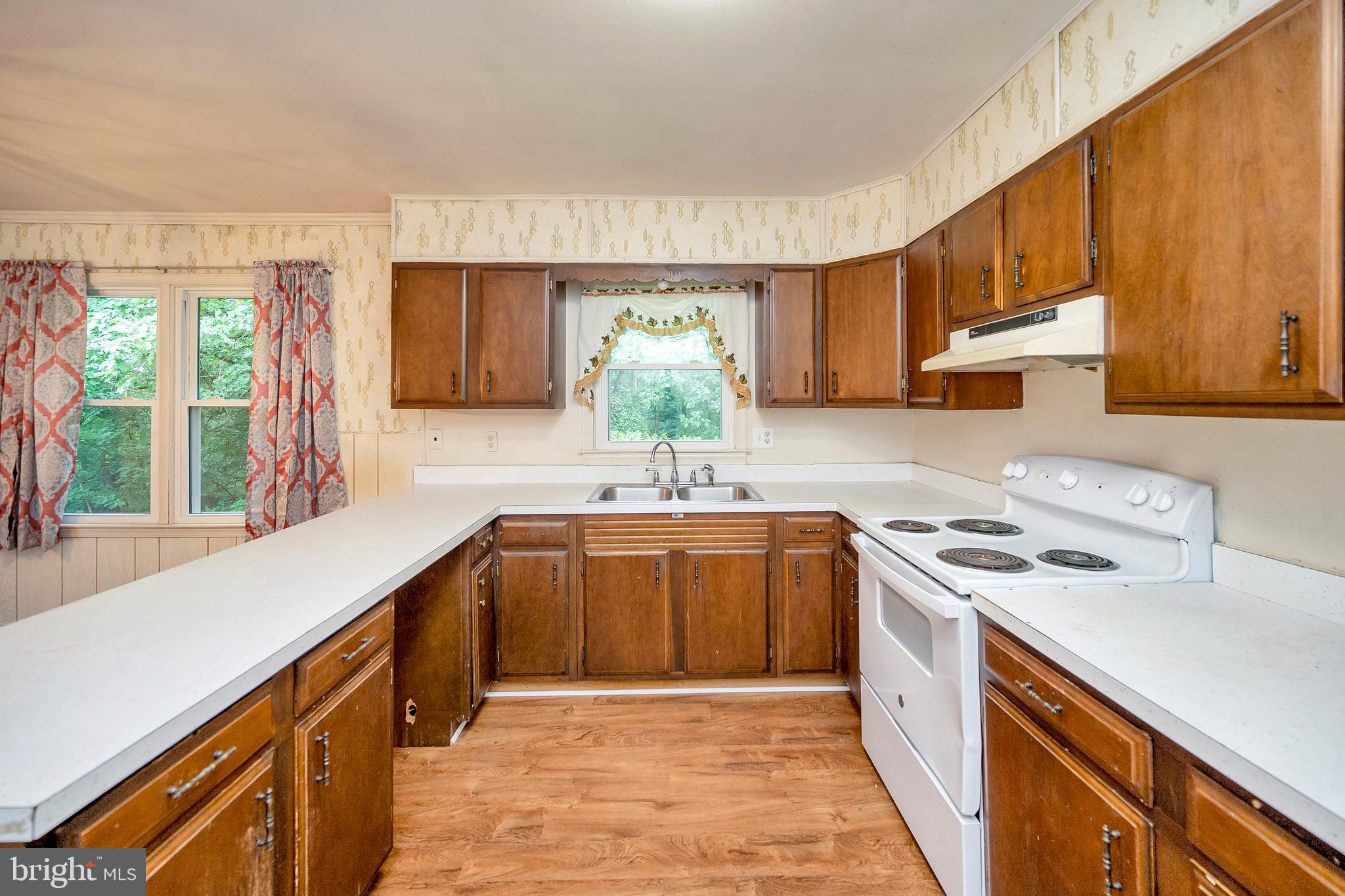 WHITE OAK - Residential