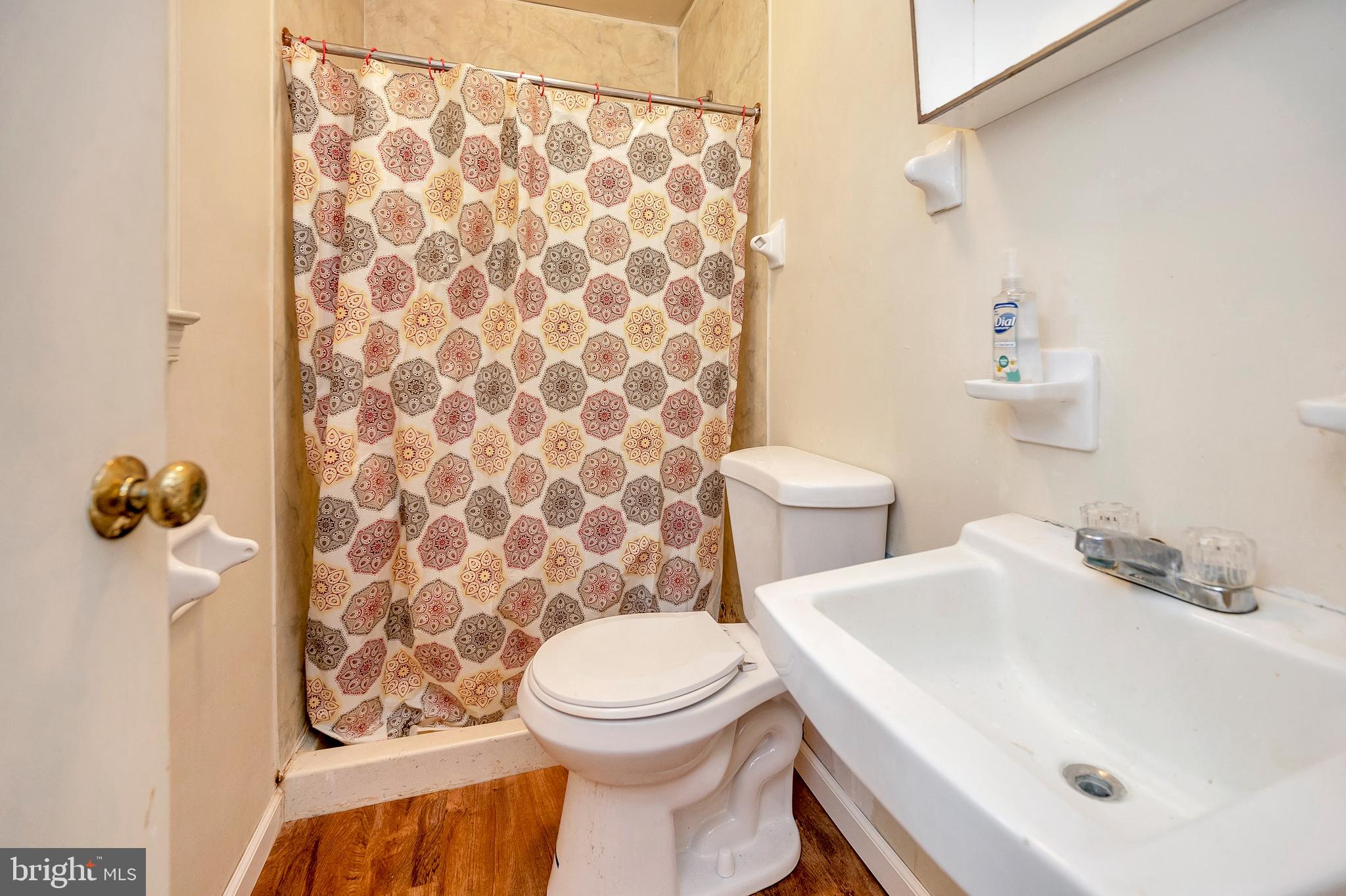 WHITE OAK - Residential