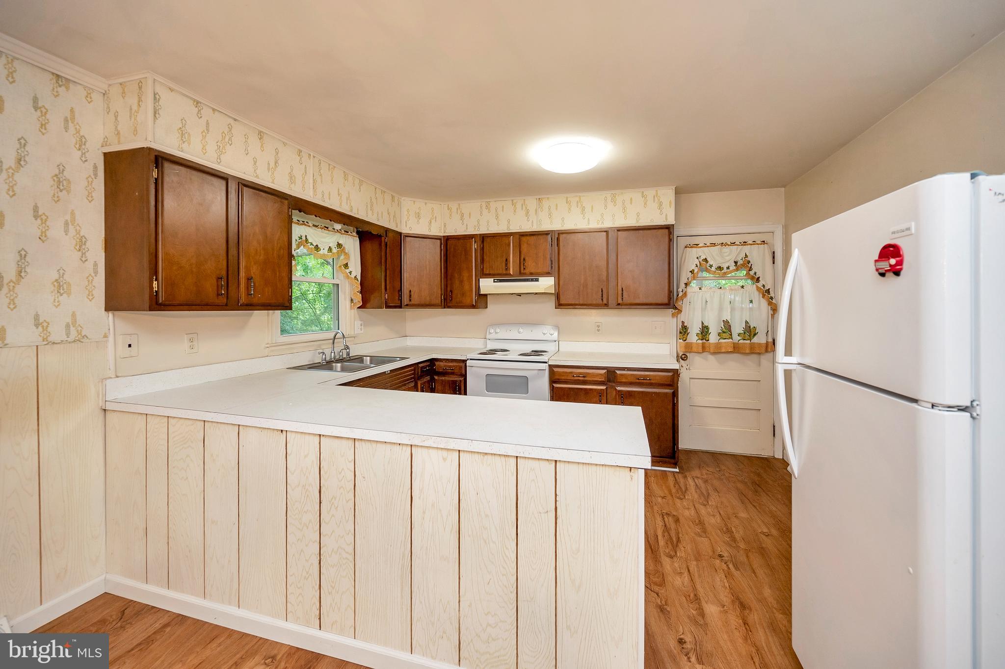 WHITE OAK - Residential