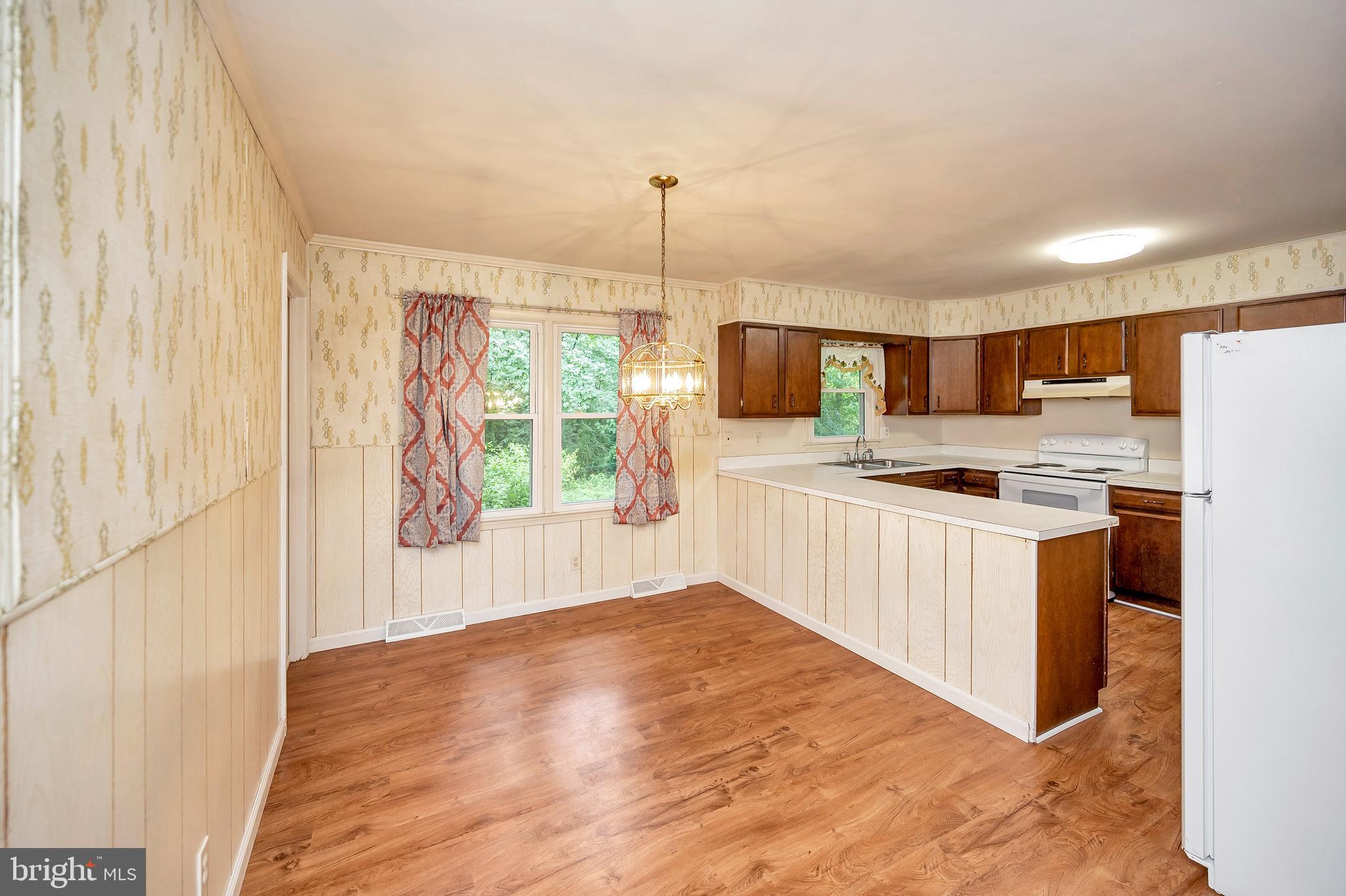 WHITE OAK - Residential