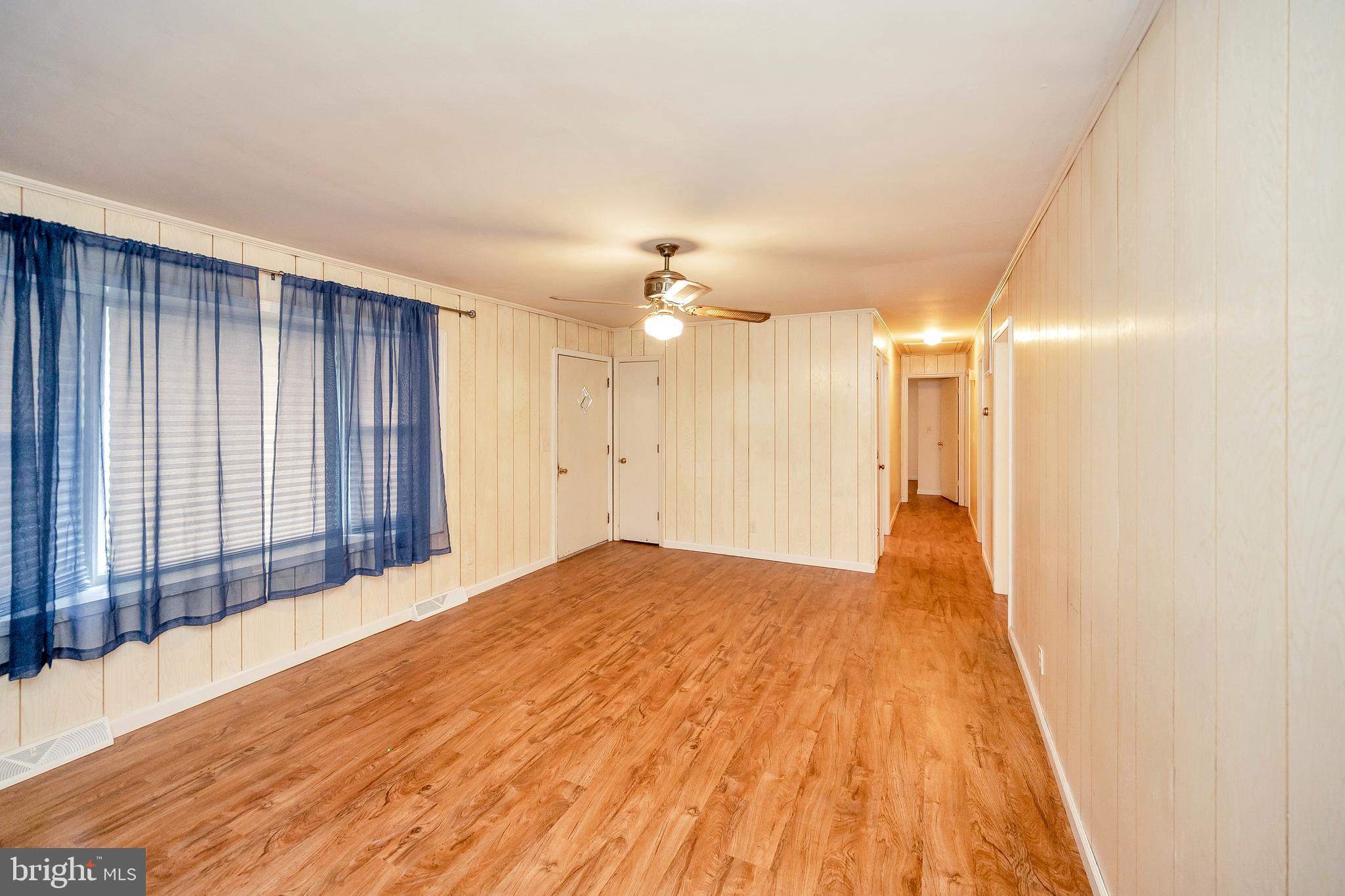 WHITE OAK - Residential