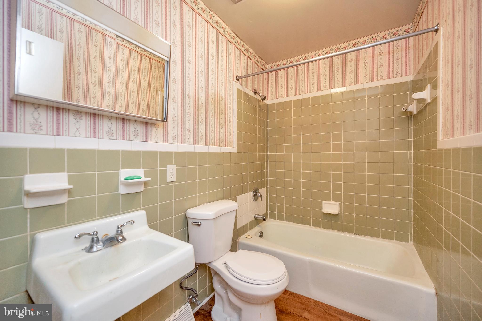 WHITE OAK - Residential