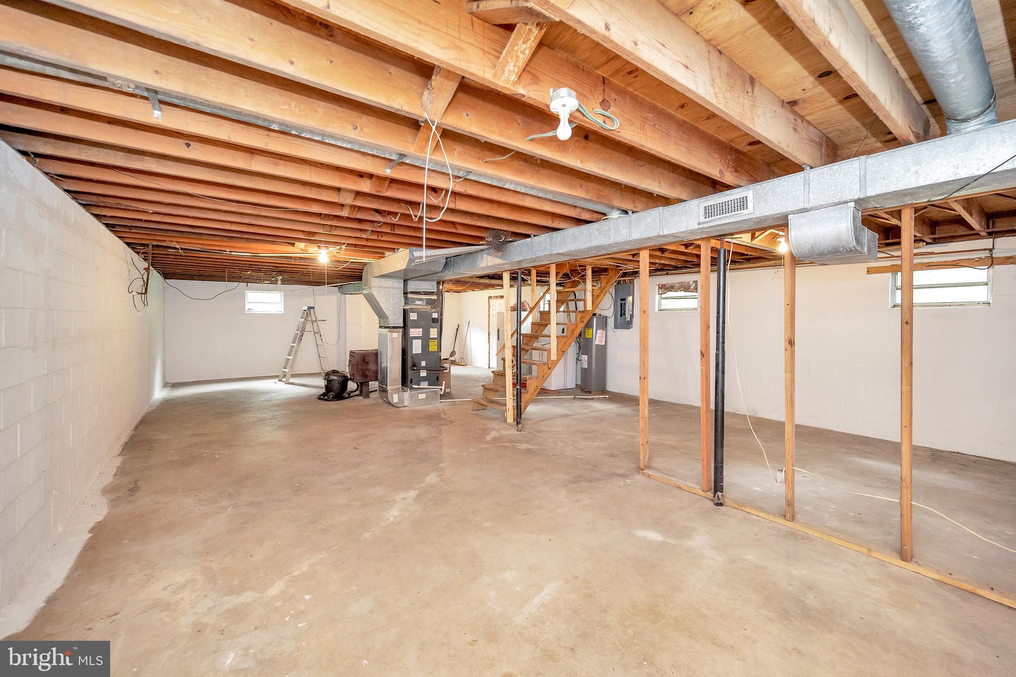 WHITE OAK - Residential