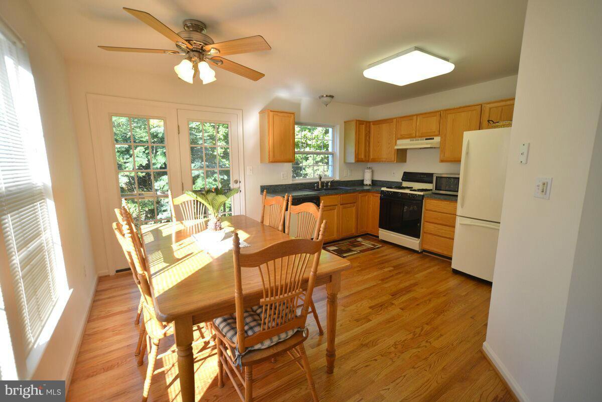 DEVILS REACH CONDOS - Residential