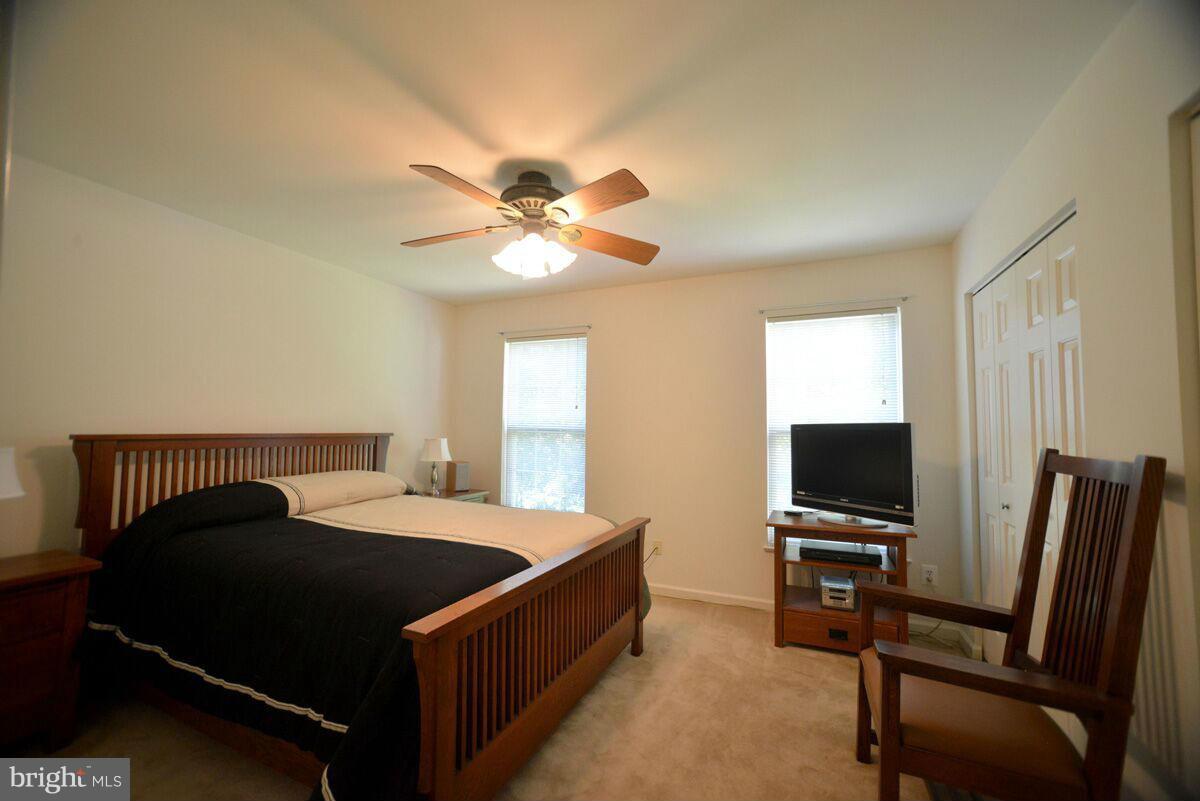 DEVILS REACH CONDOS - Residential