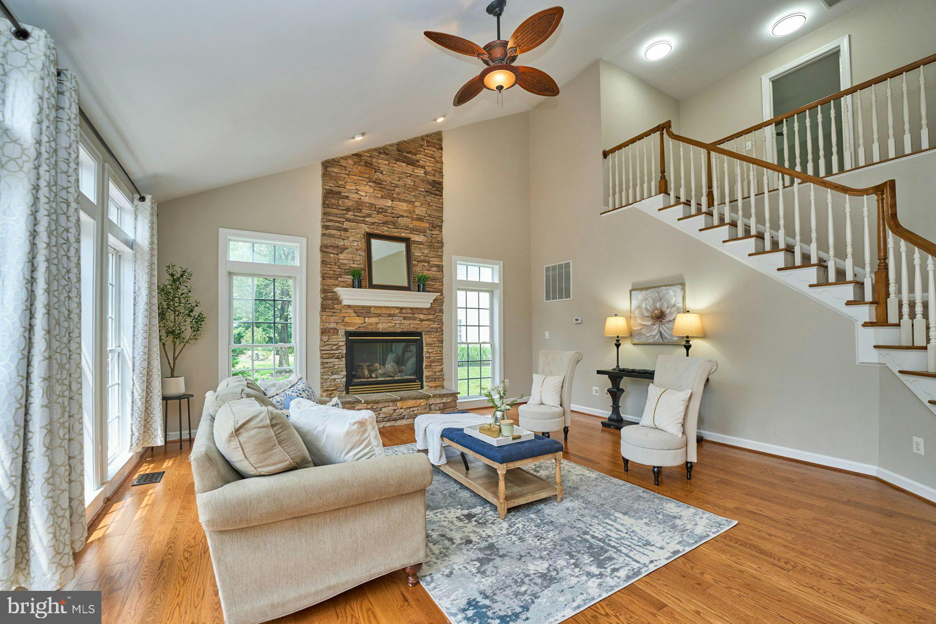 LANSDOWNE ON THE POTOMAC - Residential