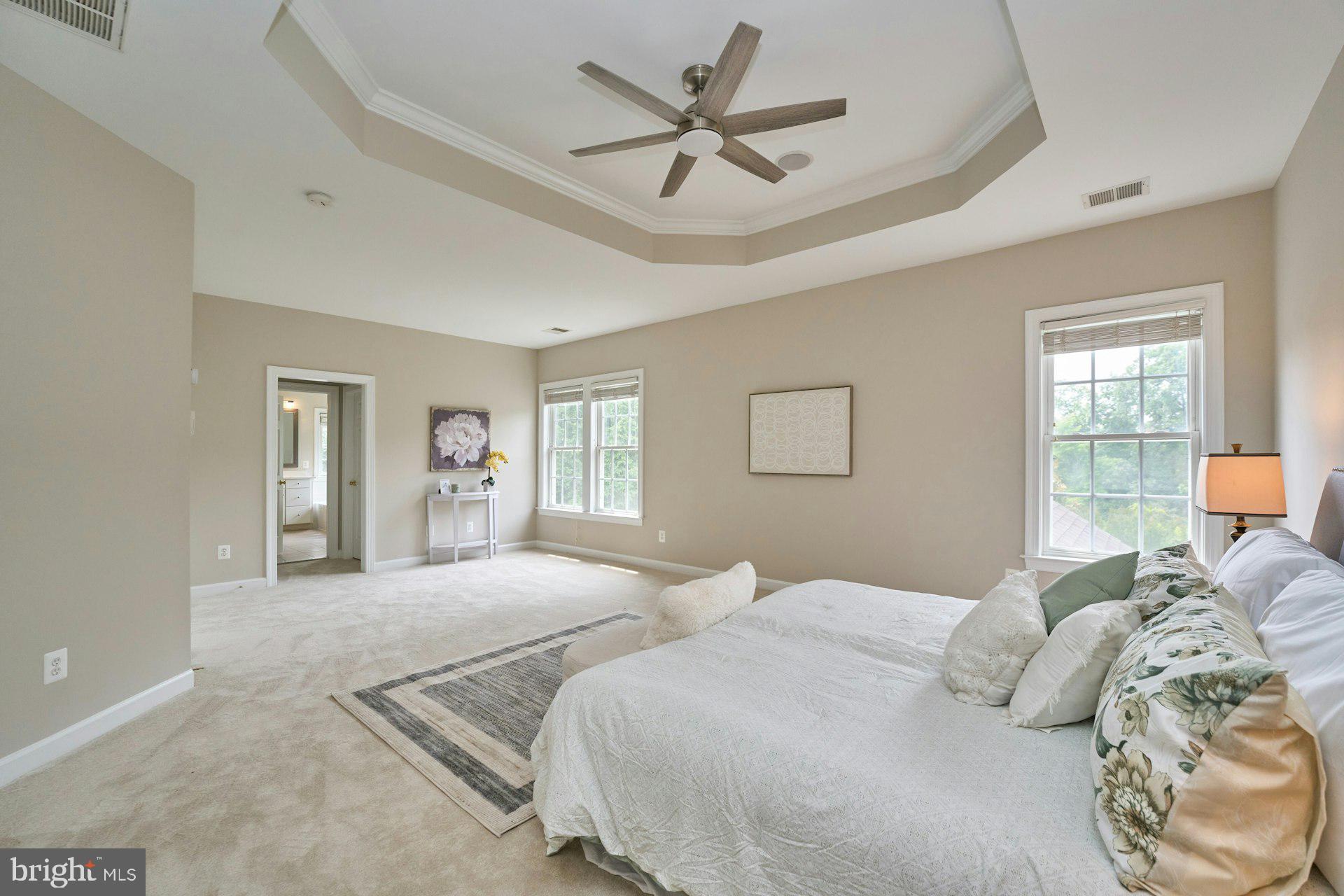 LANSDOWNE ON THE POTOMAC - Residential