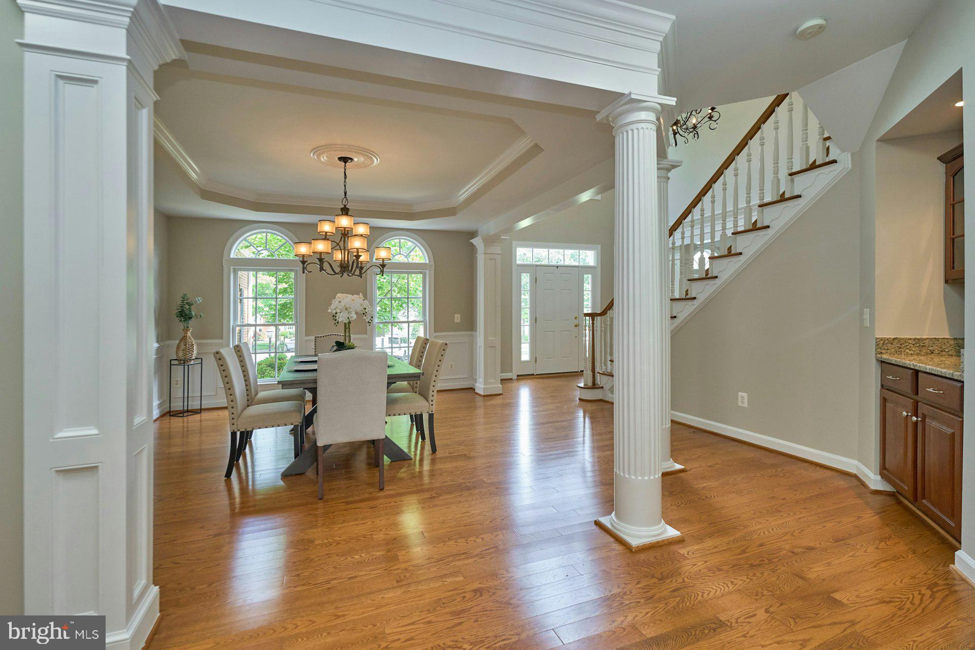 19083 PARALLEL BLUFFS COURT